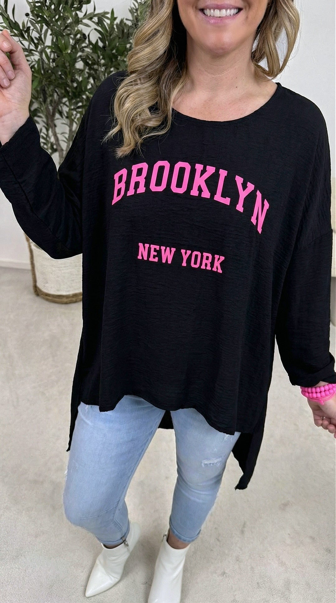 Blusenshirt Queen of the City *Schwarz*