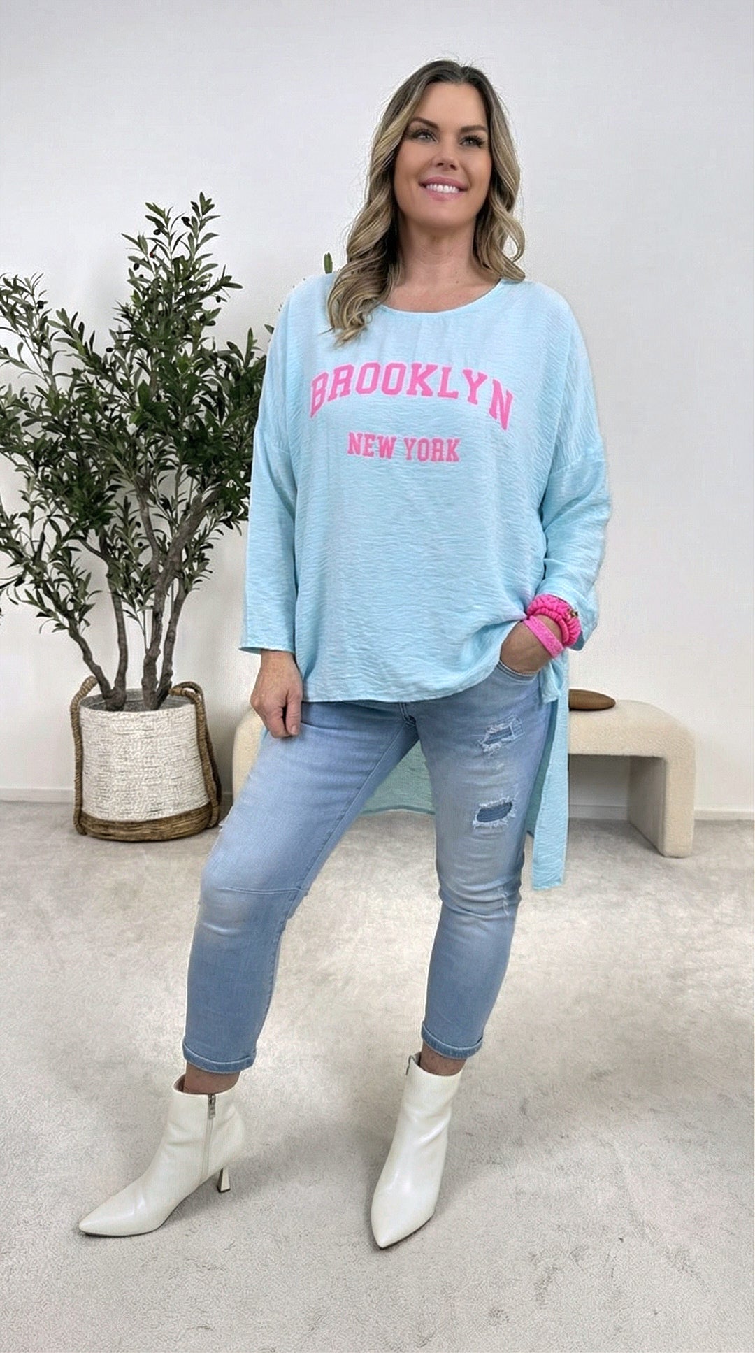 Blusenshirt Queen of the City *Aqua*