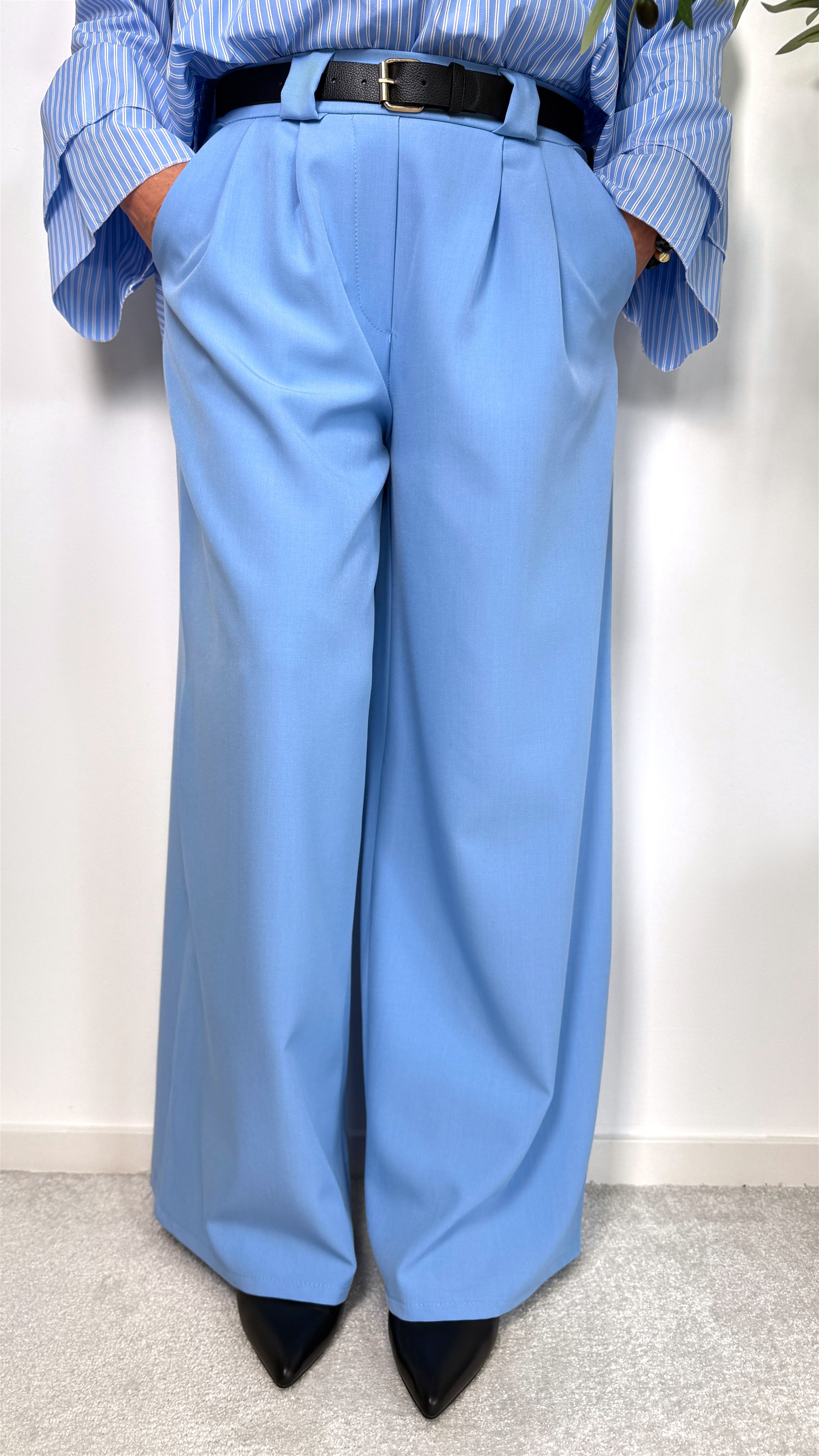 Weite Hose Flowing Muse *Blau*