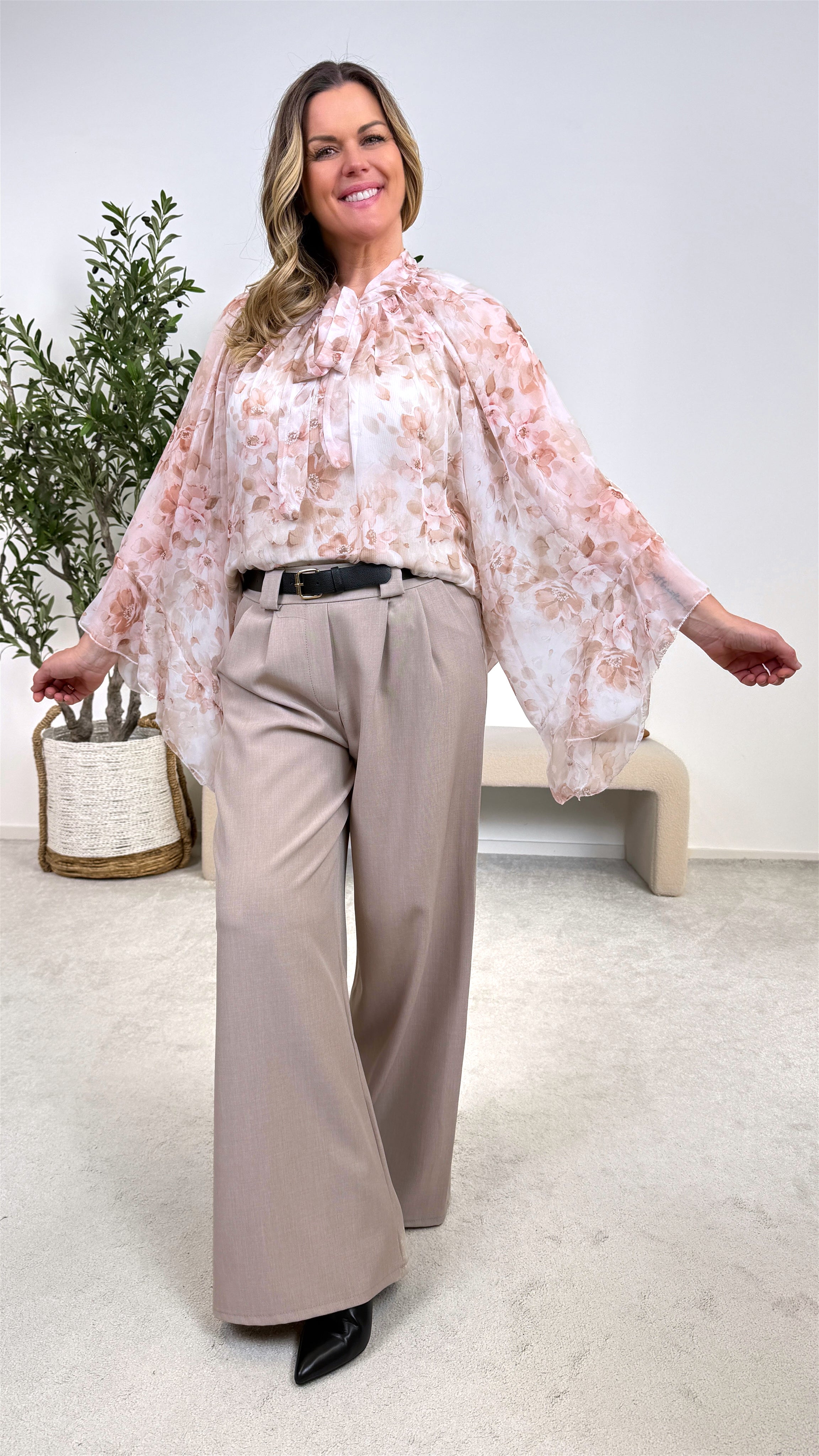 Weite Hose Flowing Muse *Taupe*