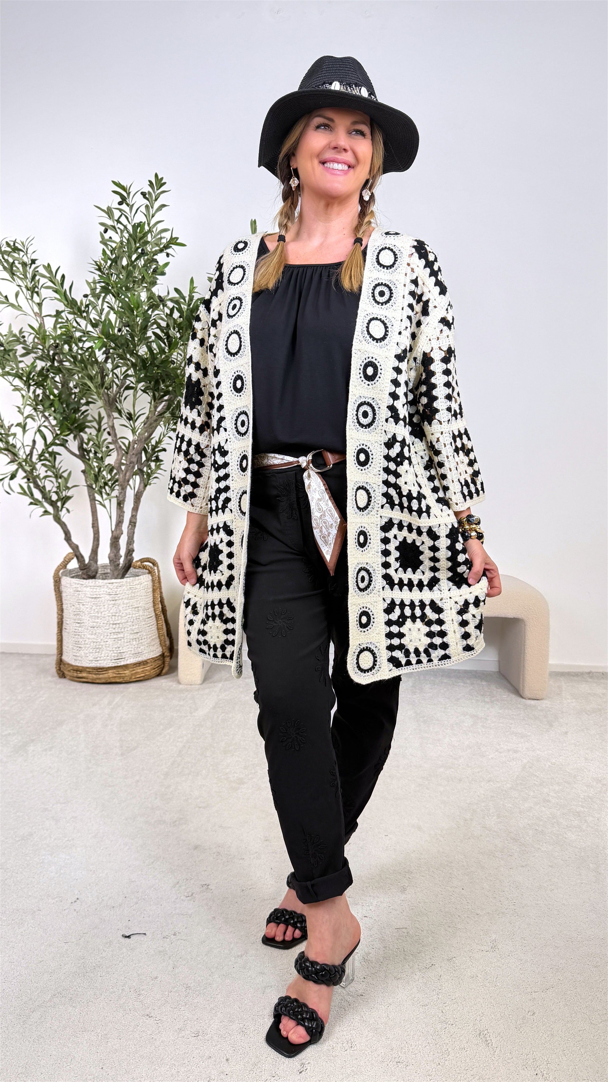 Häkel-Cardigan Crochet Mosaic ZS68036 *Schwarz*