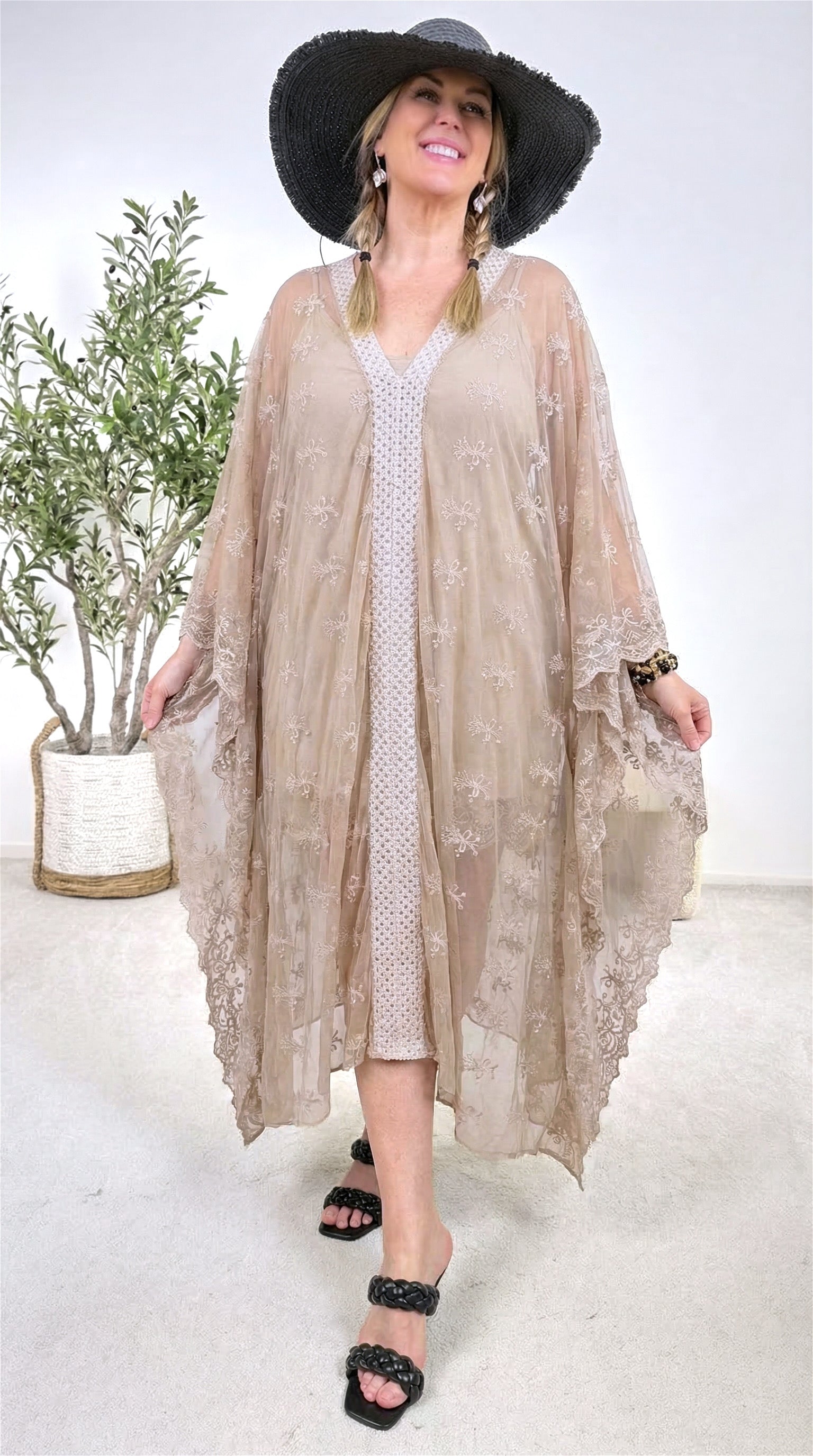 Kaftan Ethereal Lace *Camel*
