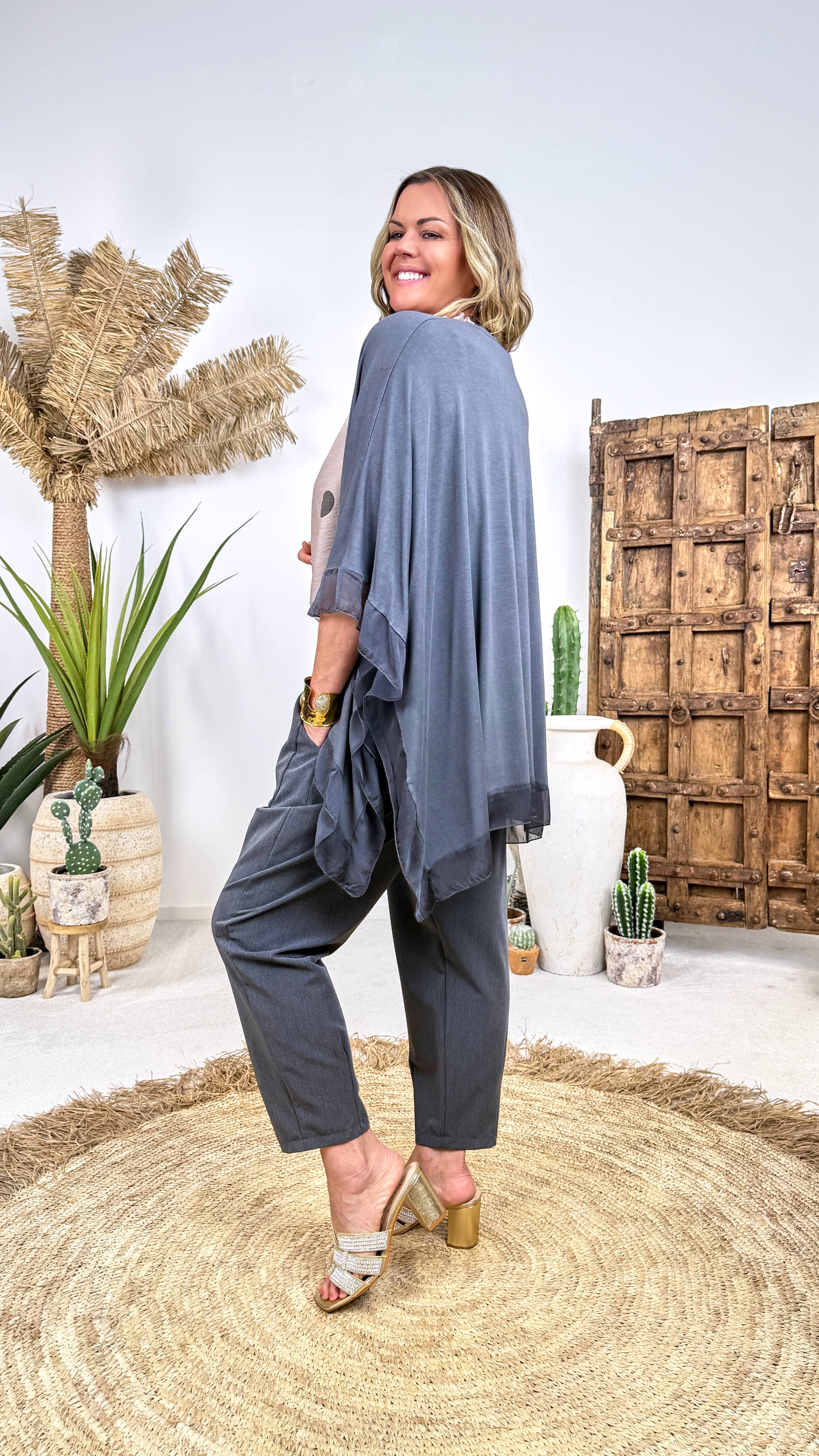 Leichter Cardigan Angel Harmony *Dunkelgrau*