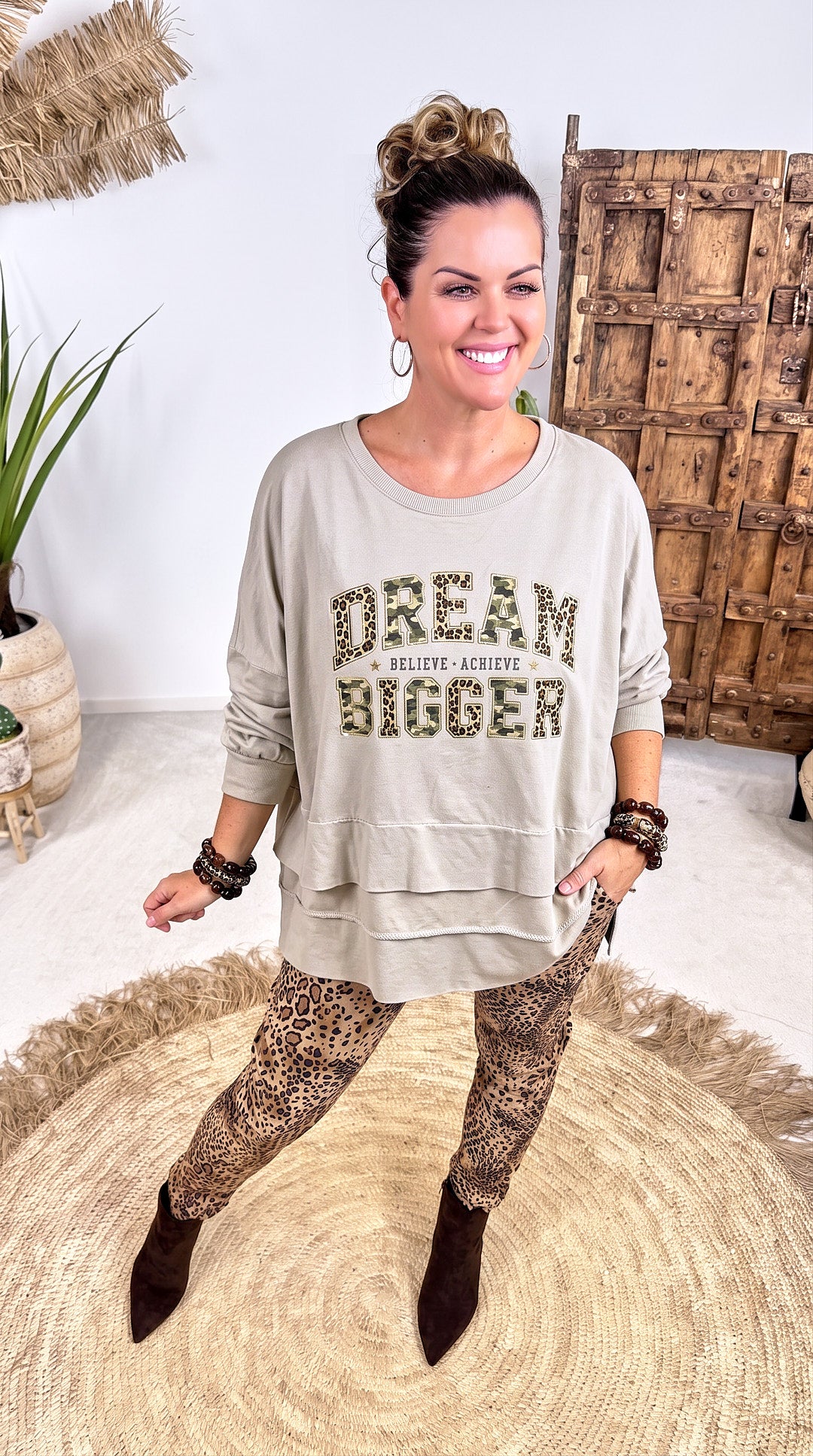 Sweatshirt Dream Bigger *Beige*