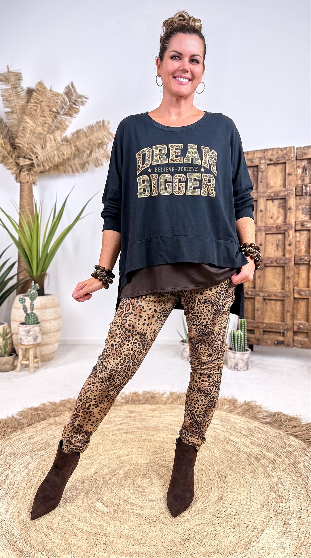Sweatshirt Dream Bigger *Schwarz*