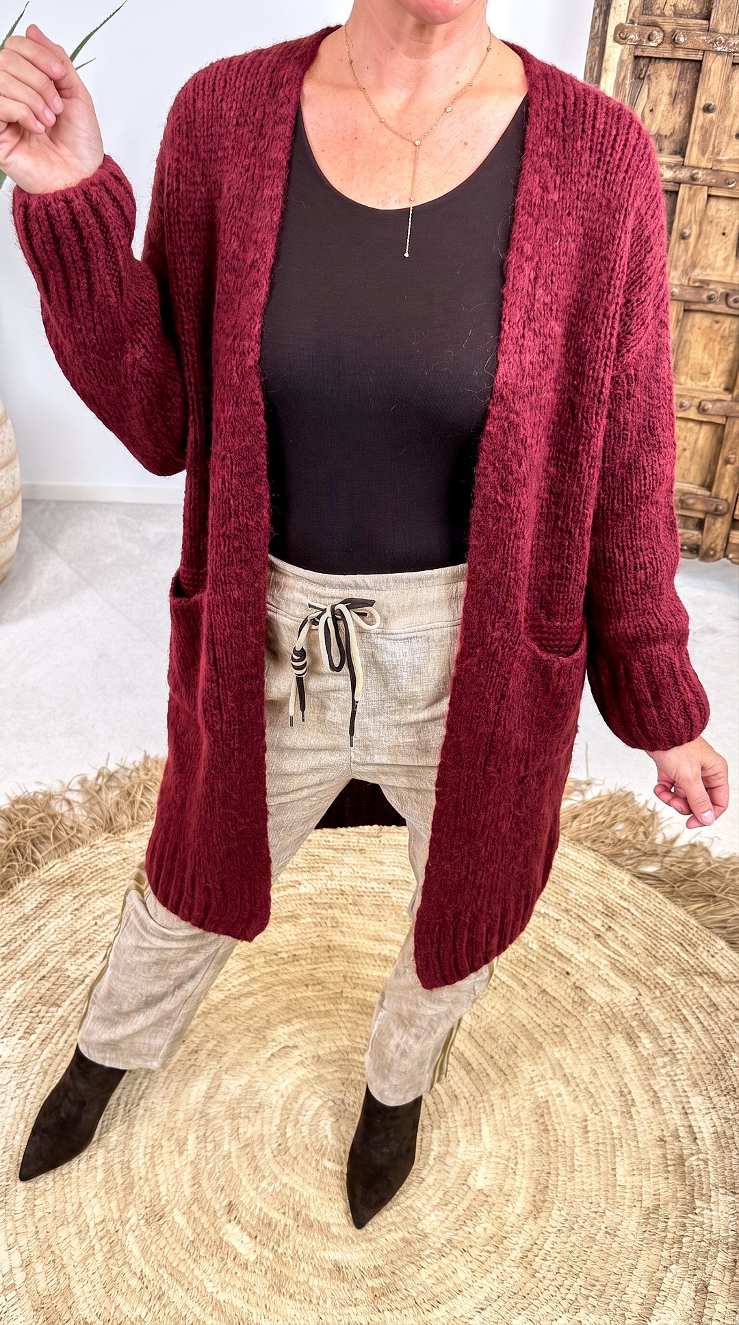Lange Strickjacke Brúnn *Bordeaux*
