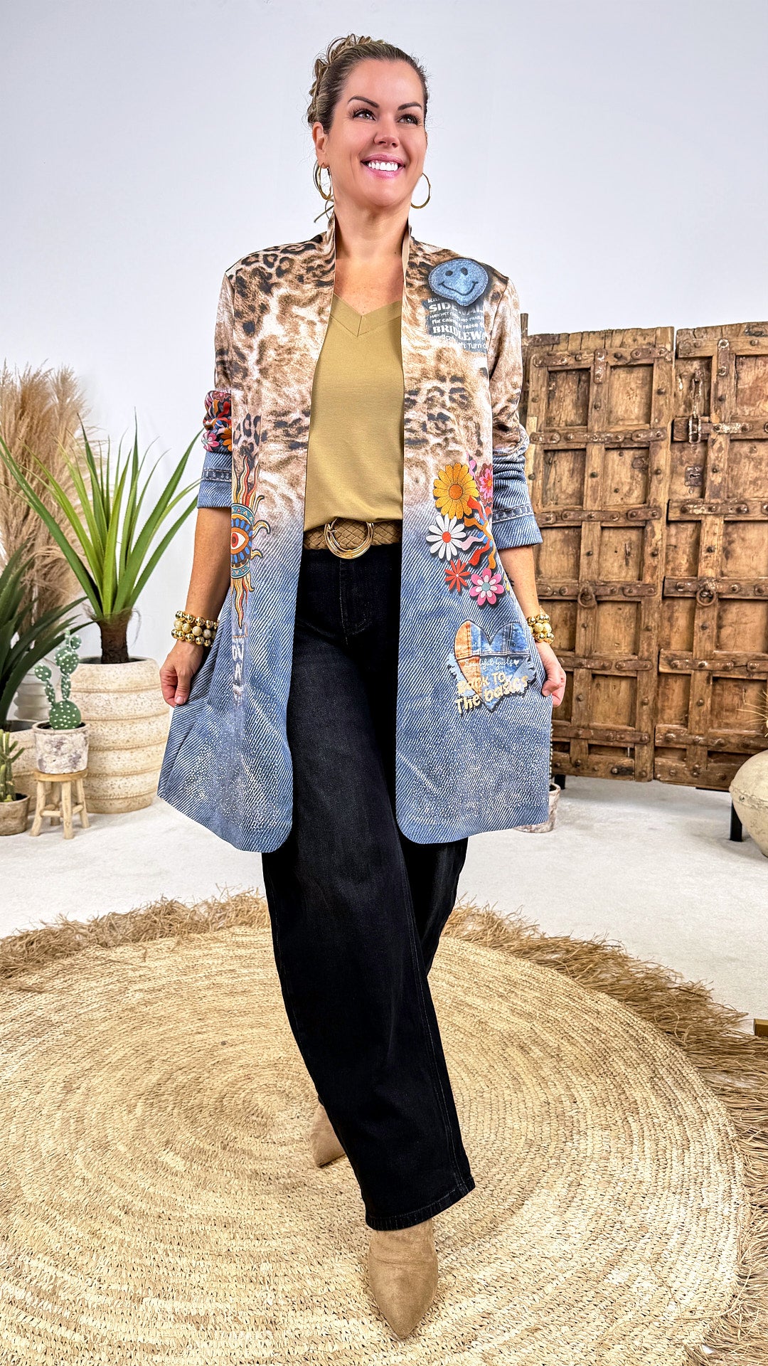 Mantel Leopard Story