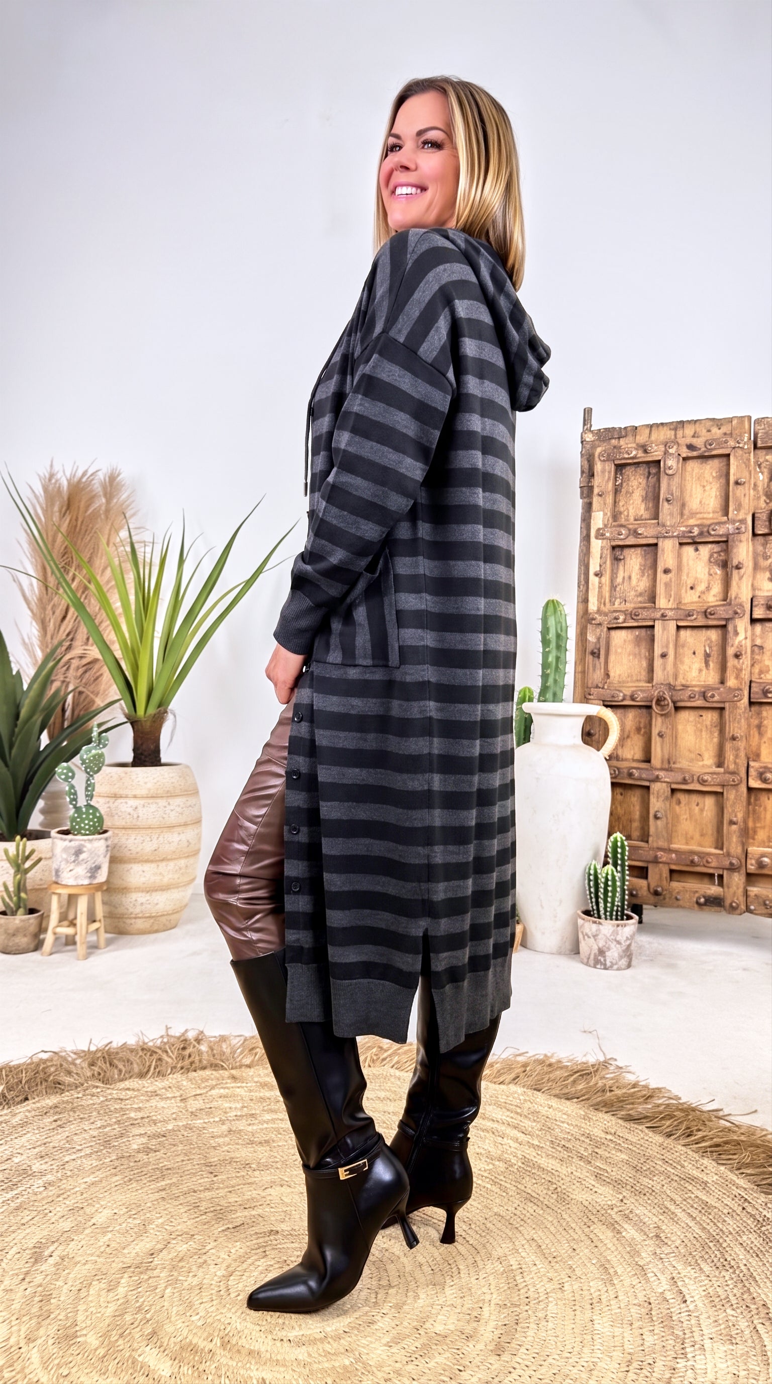 Lange Strickjacke Autumn Anchor *Dunkelgrau*
