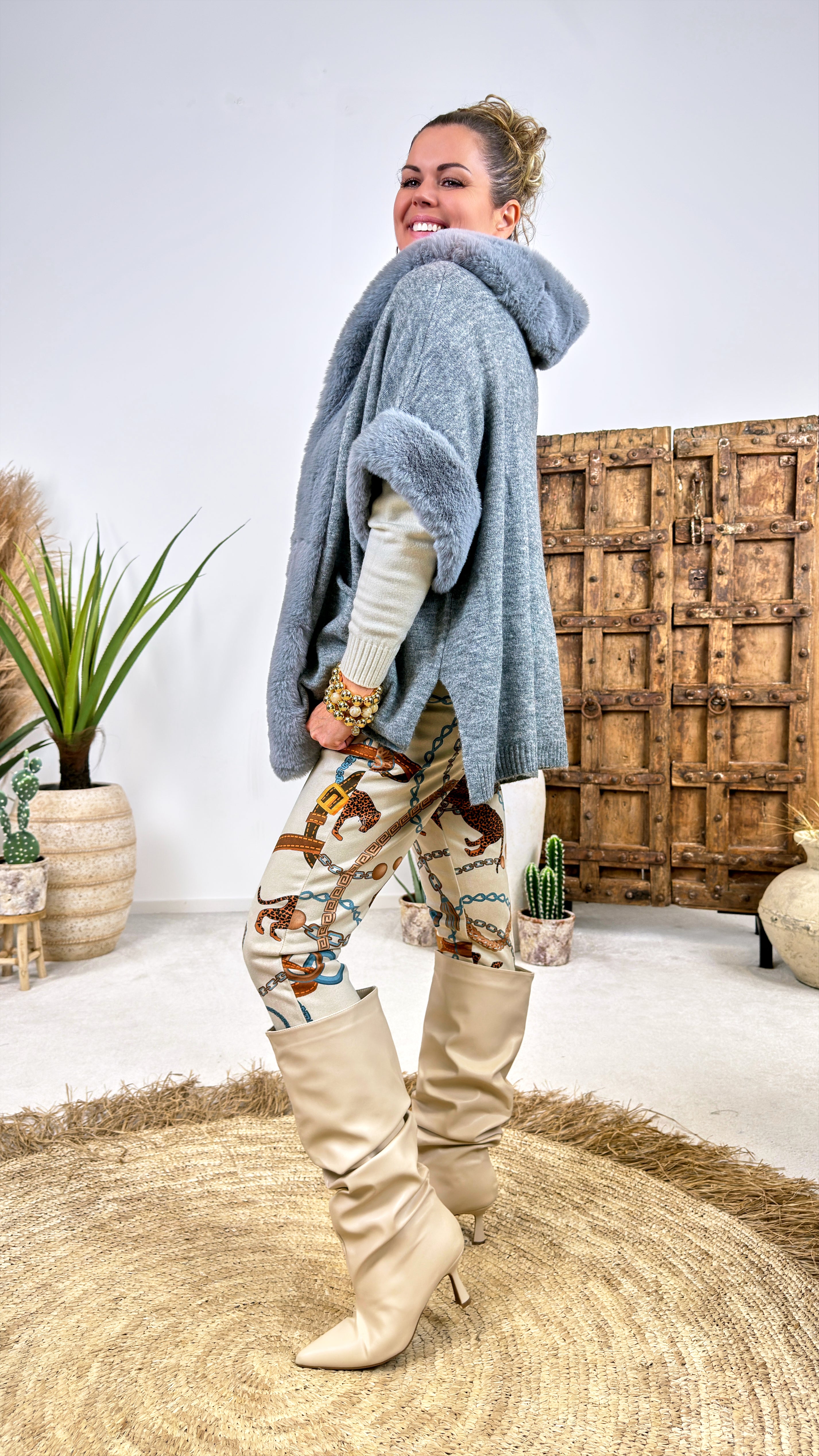 Strick-Cardigan Vellichor *Grau*