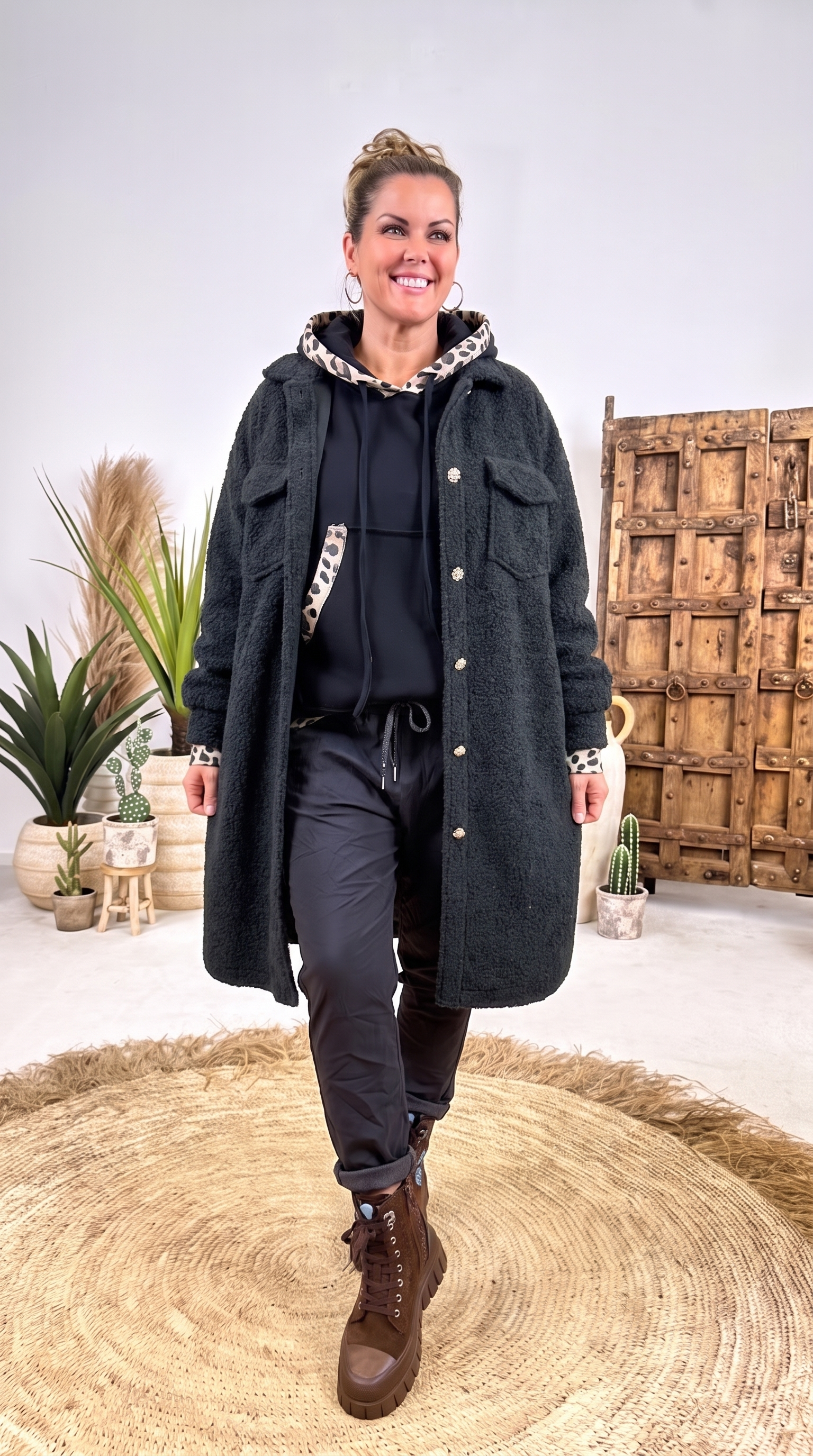 Mantel Boucle Luxe *Schwarz*