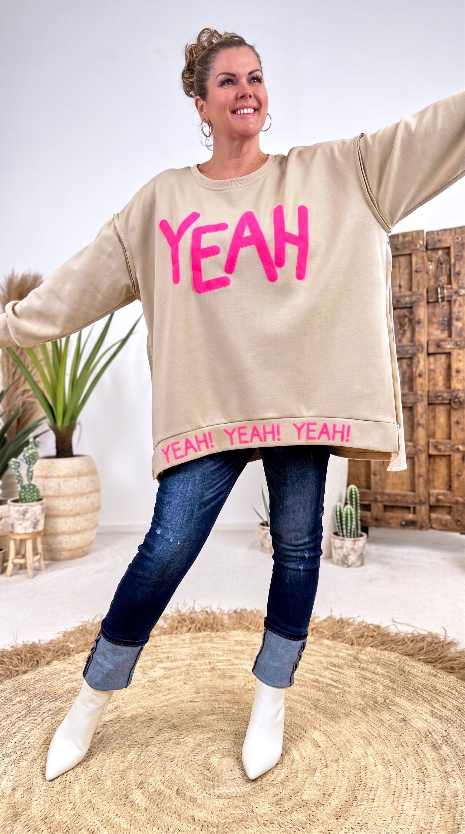 Oversized Sweatshirt  Yeah *Beige*