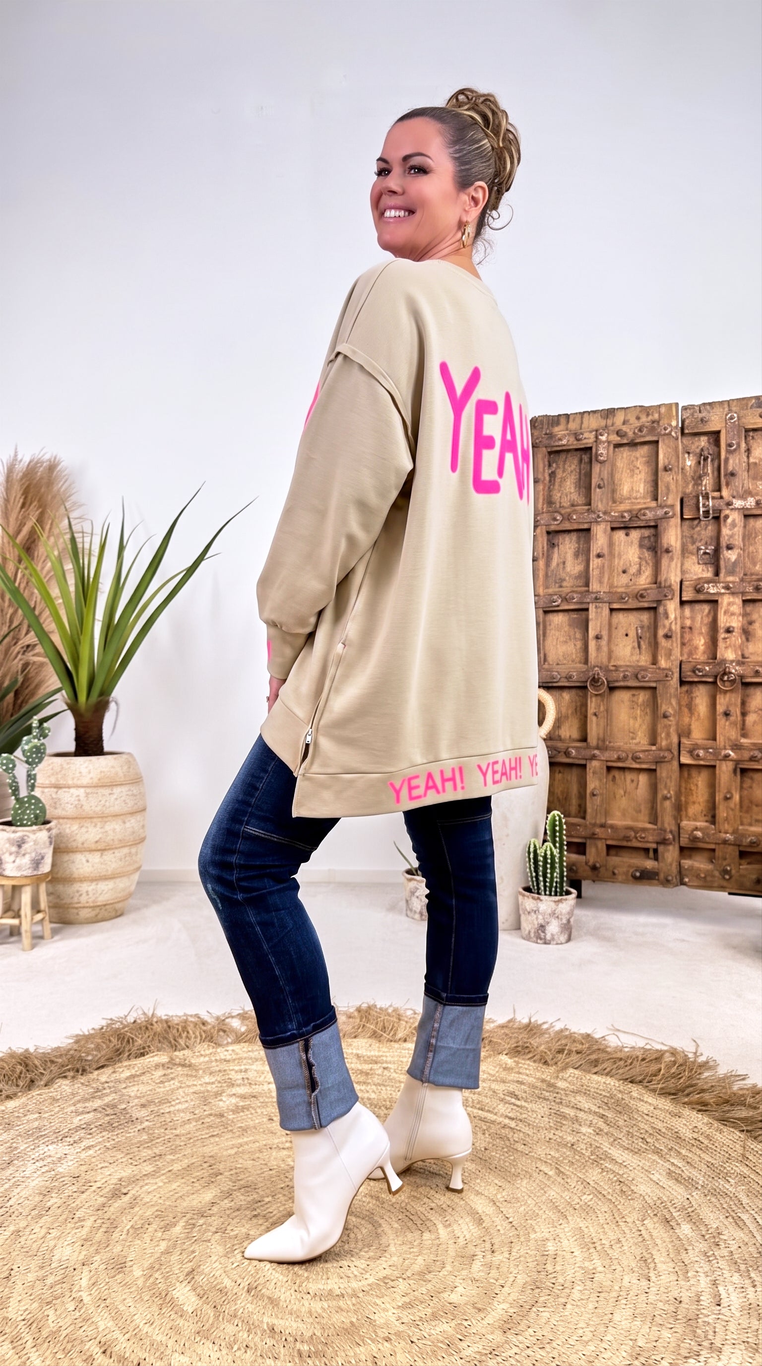 Oversized Sweatshirt  Yeah *Beige*