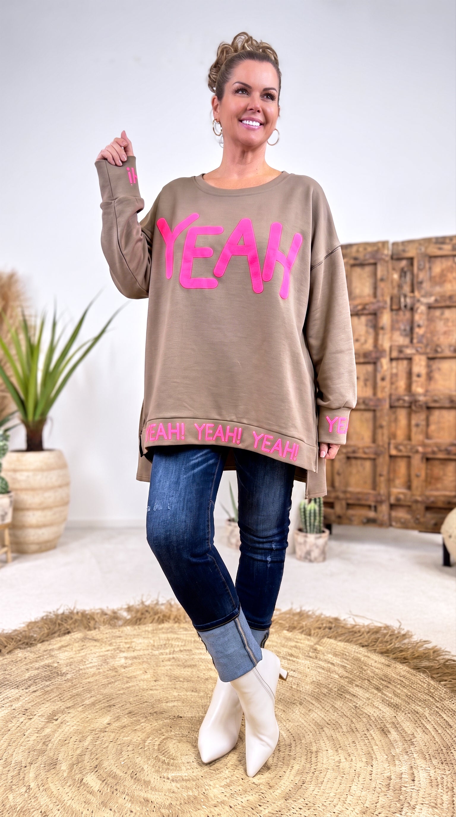 Oversized Sweatshirt  Yeah *Taupe*