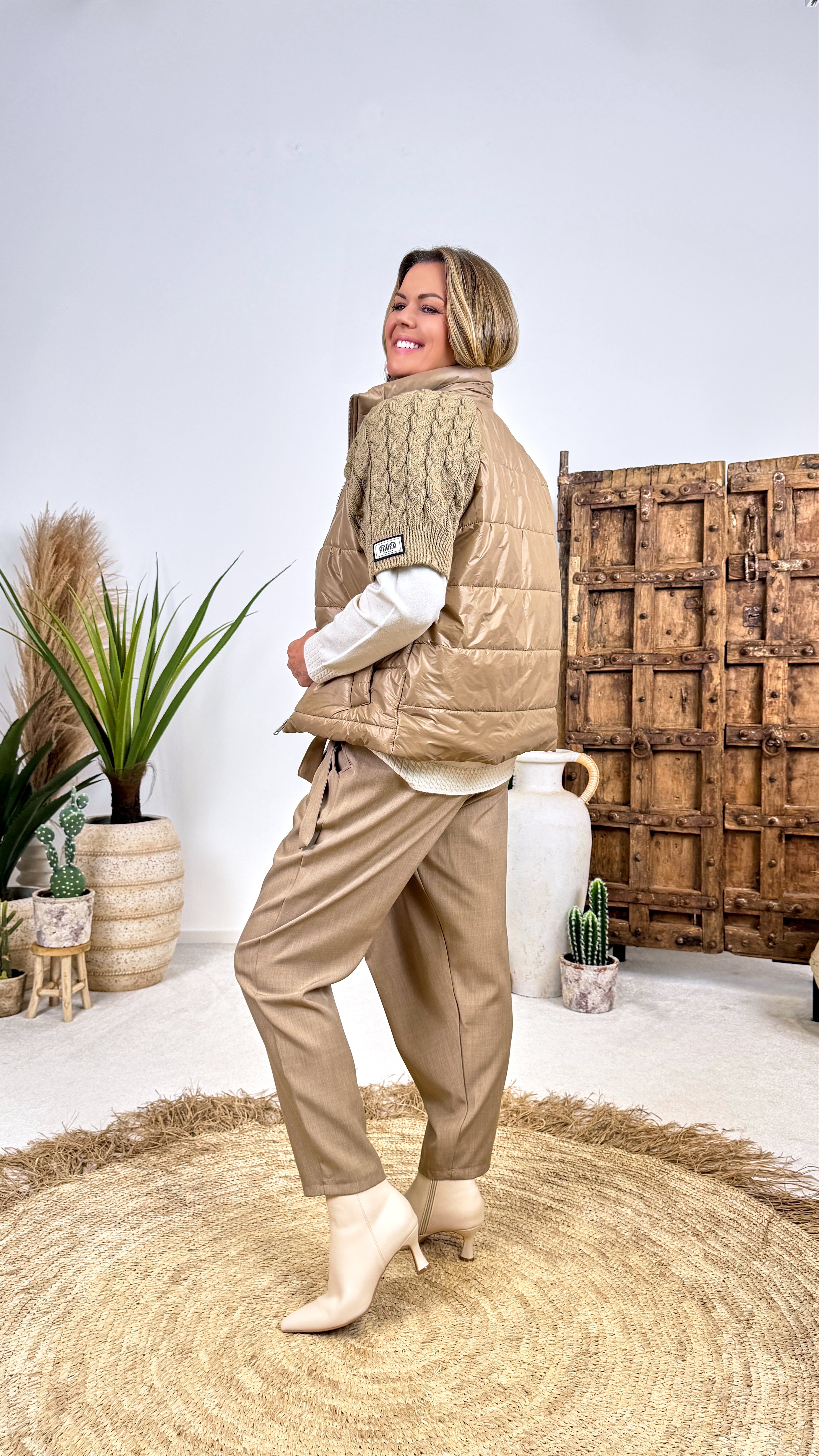Kurzarm-Steppweste Basalt *Camel*