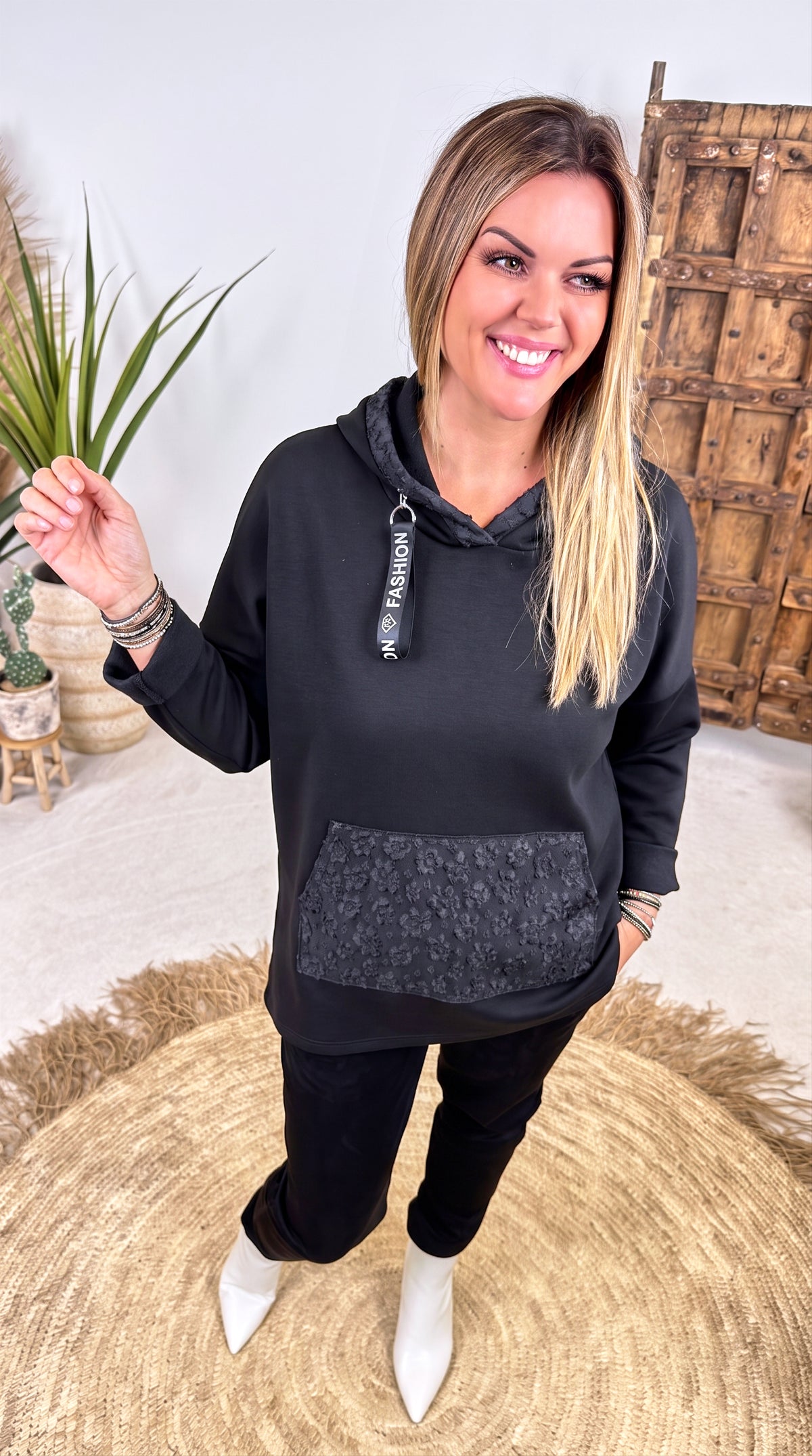 Hoodie Veldt Bloom *Schwarz*