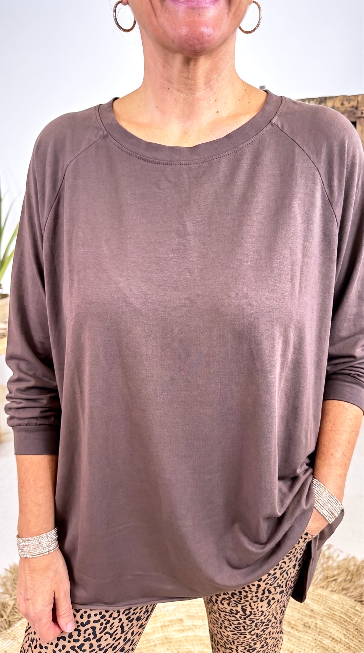 Oversized Langarmshirt Drumbeat *Schoko*