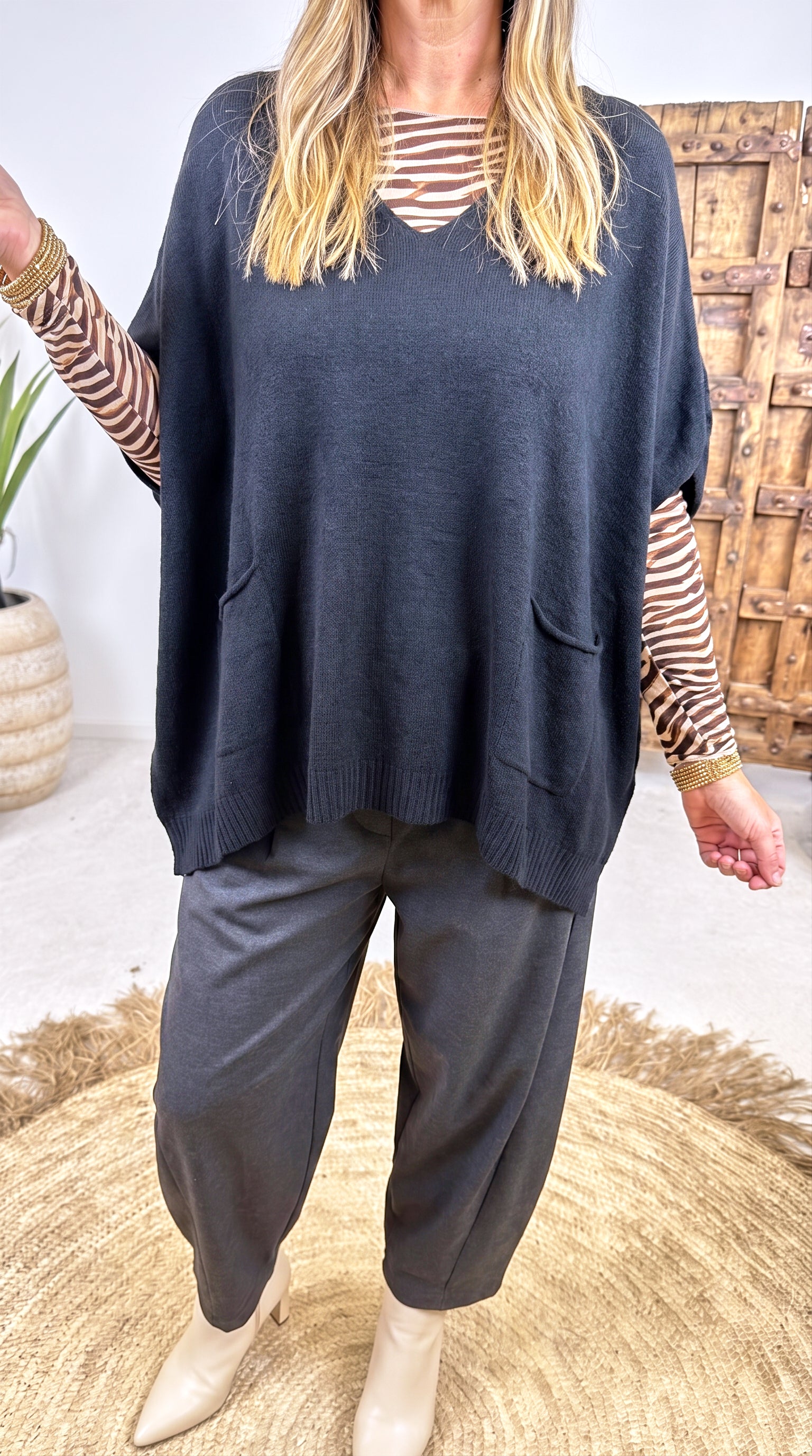 Oversized-Pullunder Nara Dusk *Schwarz*
