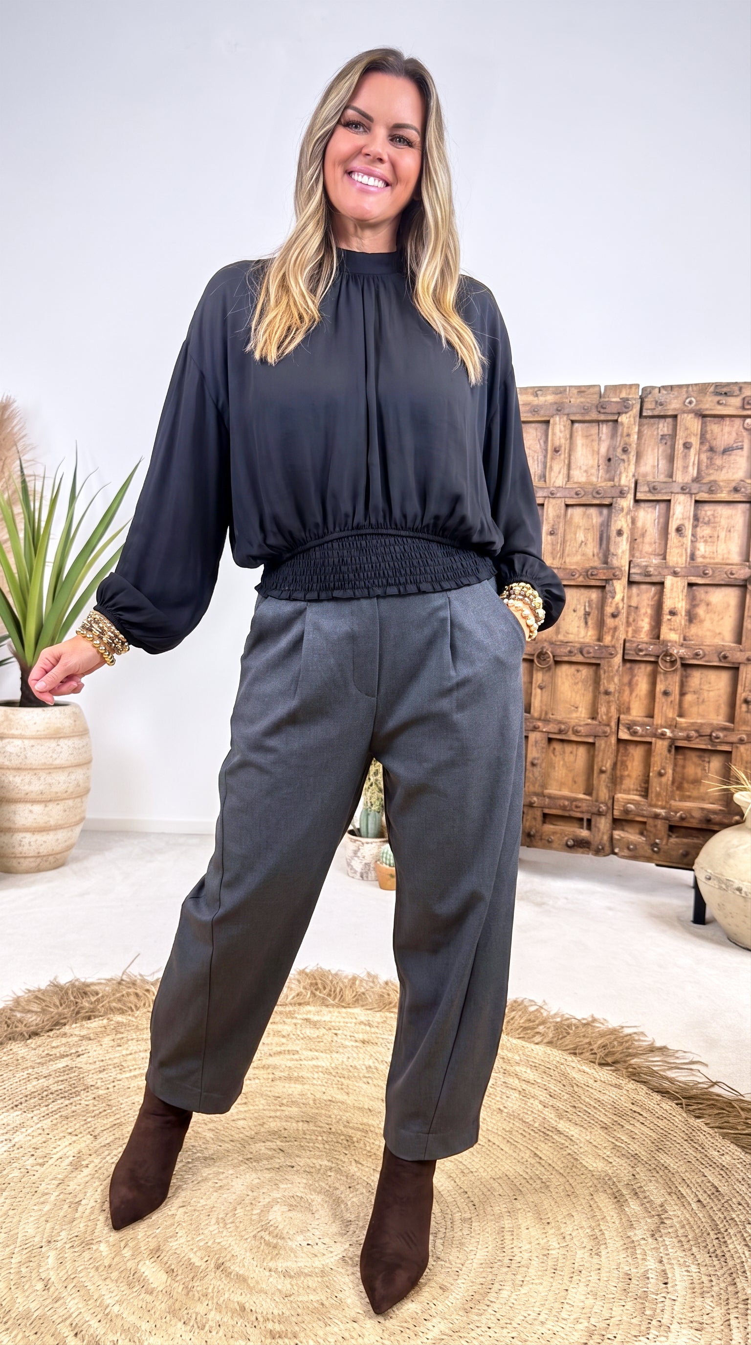 Bluse Nimravus *Schwarz*