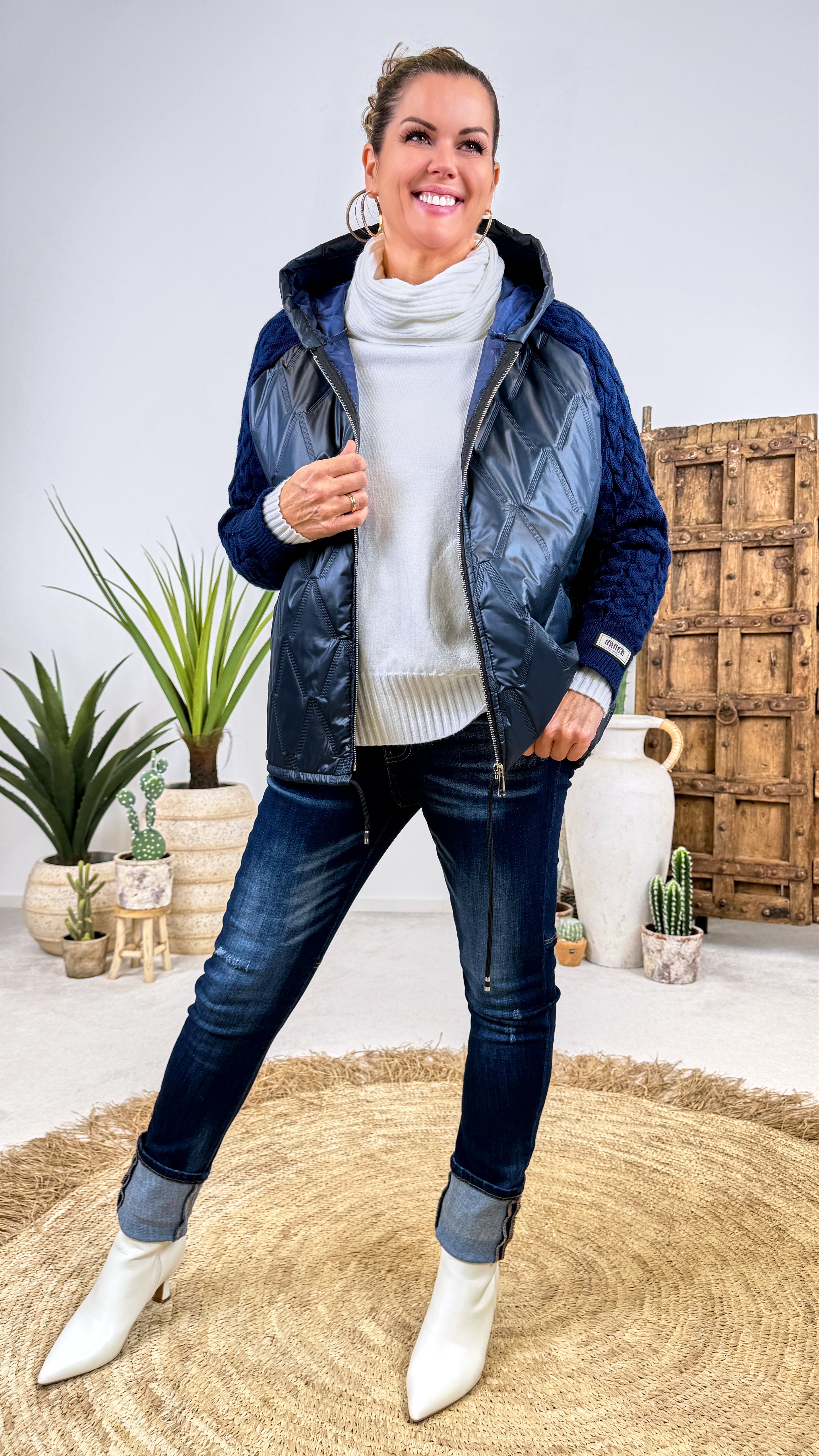 Jacke Amber Falls *Dunkelblau* (lieferbar ab 13.9.26)