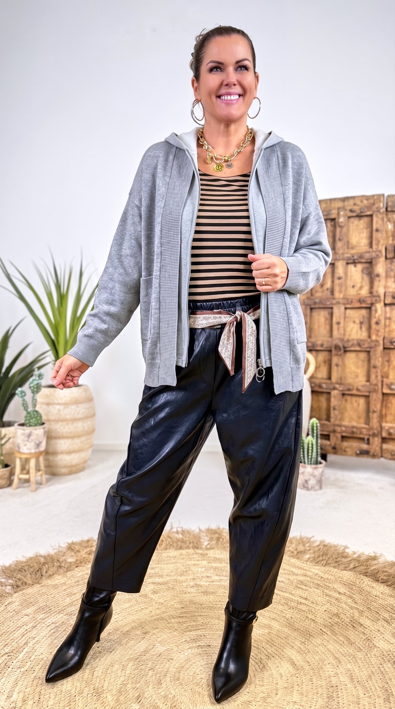 Stickjacke Avena *Grau*
