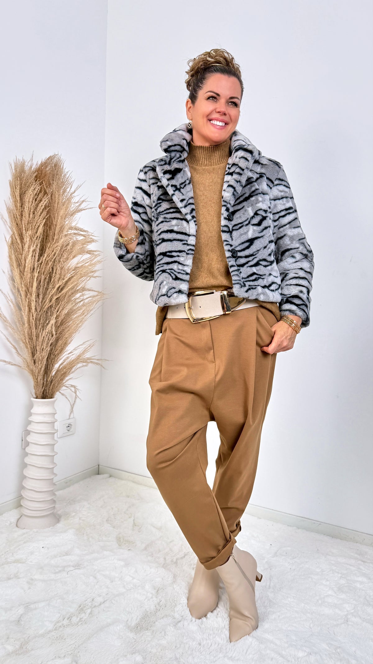 Kunstfell Jacke Amber Wild *Grau*