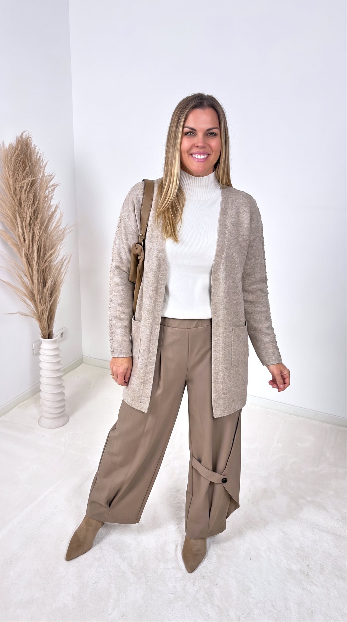 Strickjacke Nordic Fable *Taupe*