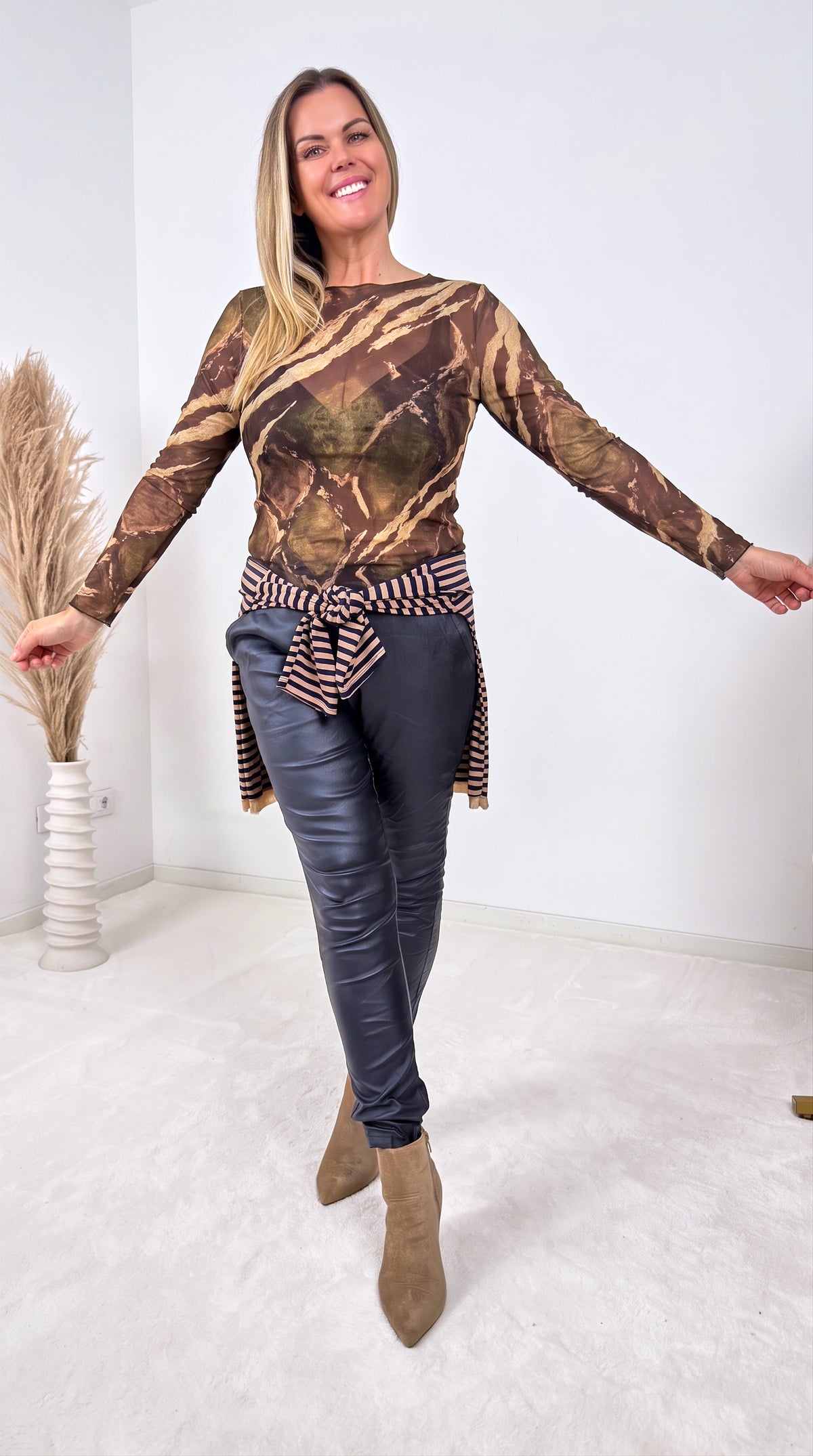 Dünnes Langarmshirt Bark *Schoko*