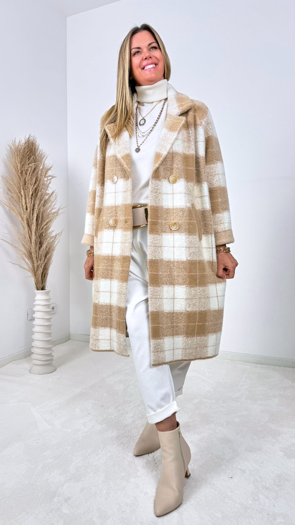 Mantel Fireside Wool
