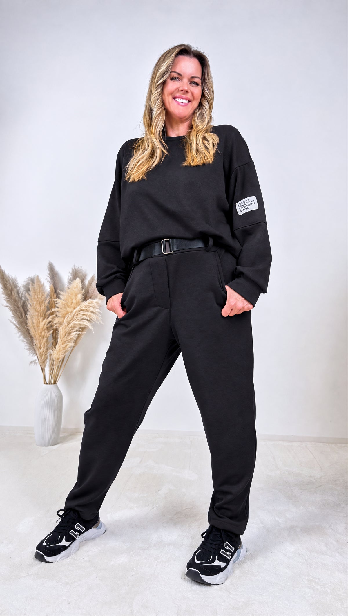 Sweatshirt Calantha *Schwarz*