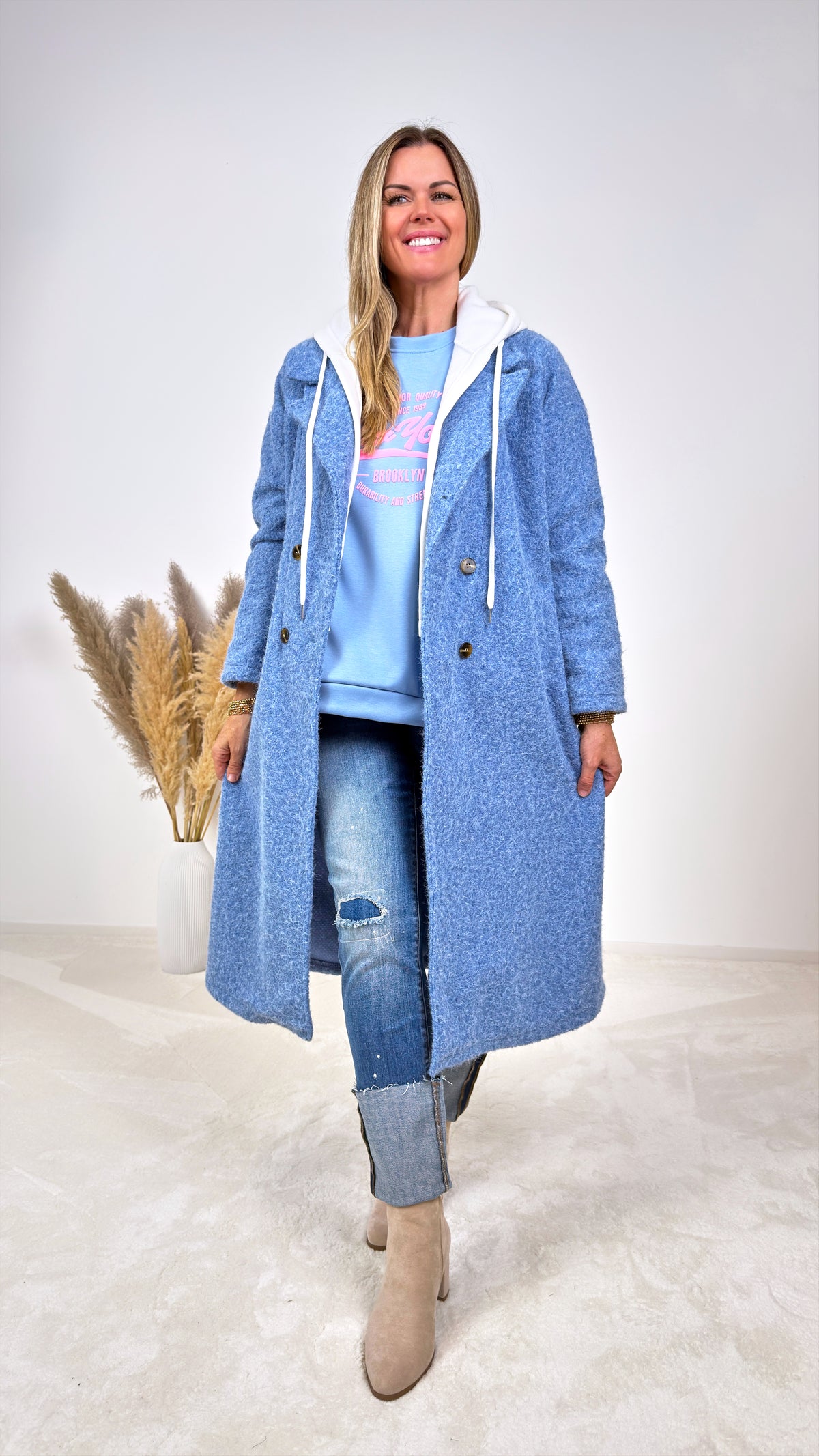 Bouclé-Mantel Aspen Grove *Jeansblau*