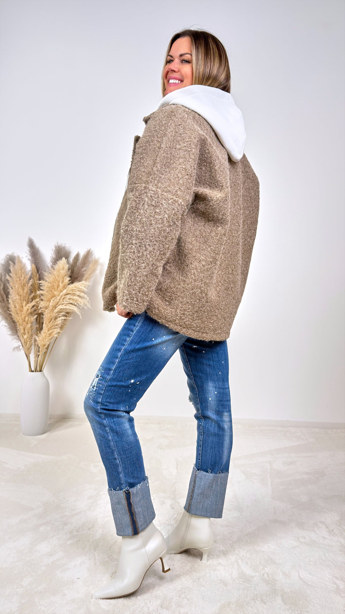 Bouclé-Jacke Calderina *Taupe*
