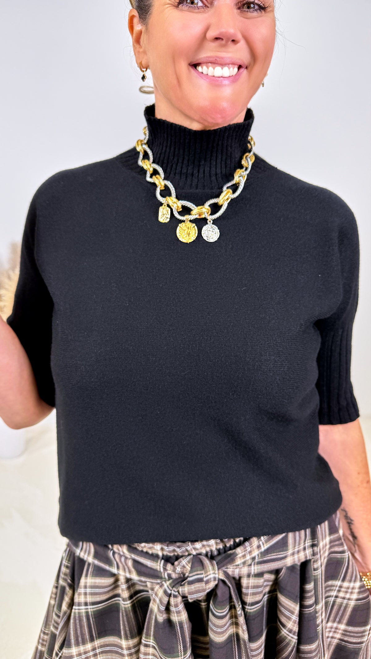 Rollkragen-Pullover Rachel *Schwarz* - Power of Princess