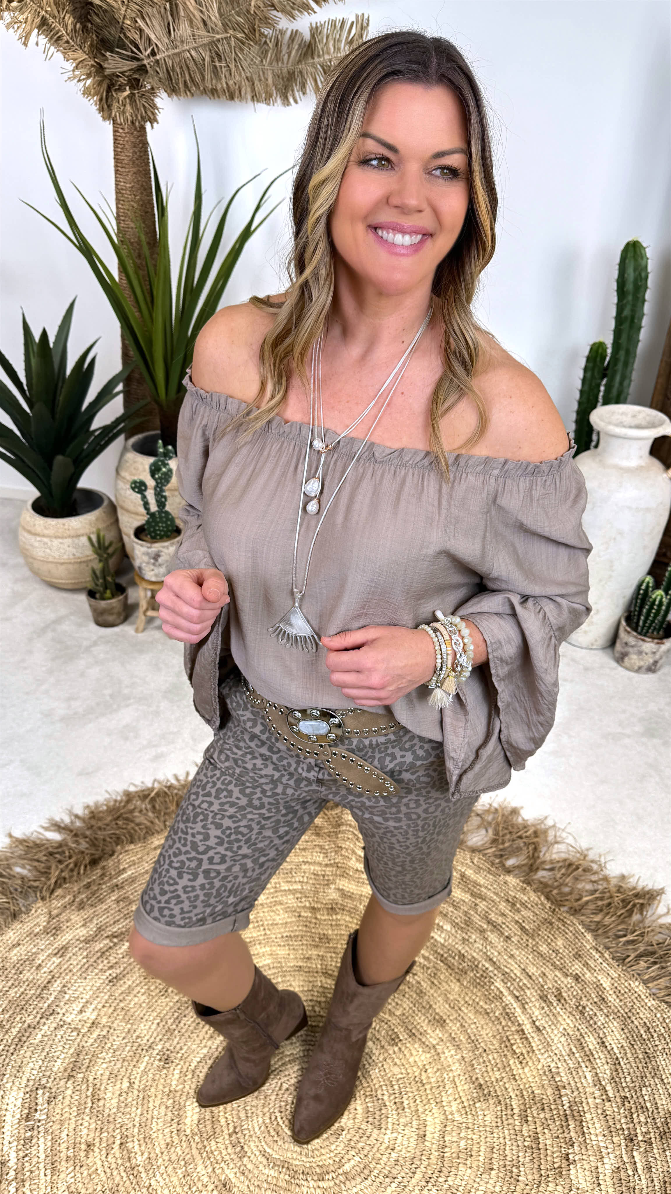 Blusenshirt Lovely Escape *Taupe* (lieferbar ab 27.3.26)