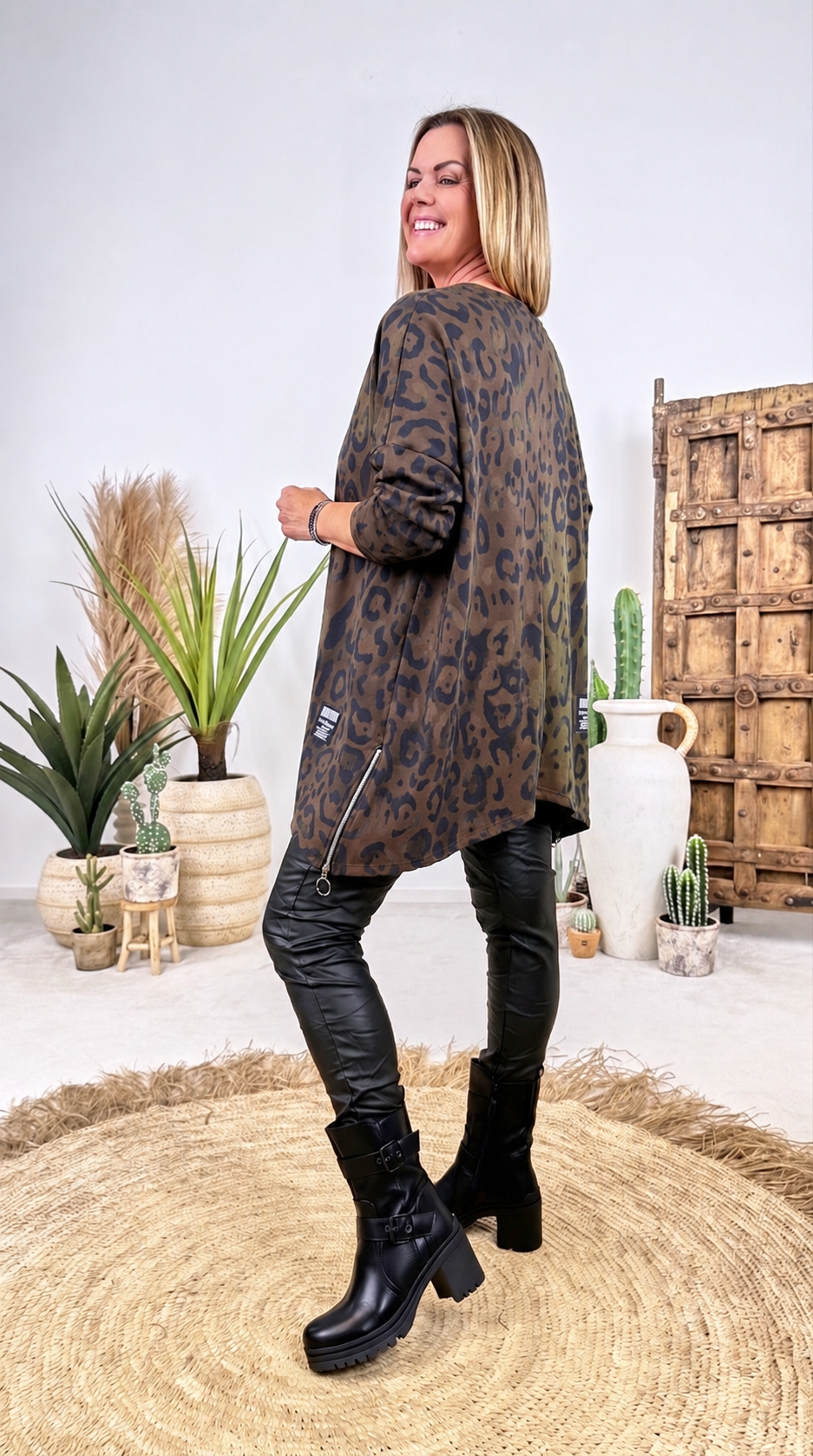 Oversized Sweatshirt Carnivale *Schoko*