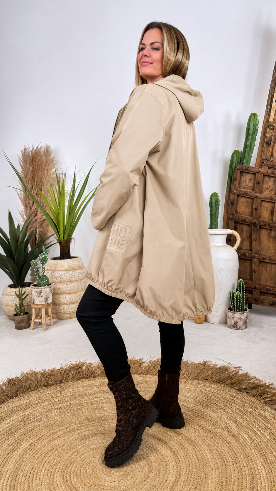 Dünne Jacke Lyra *Beige* (lieferbar ab 28.8.26)