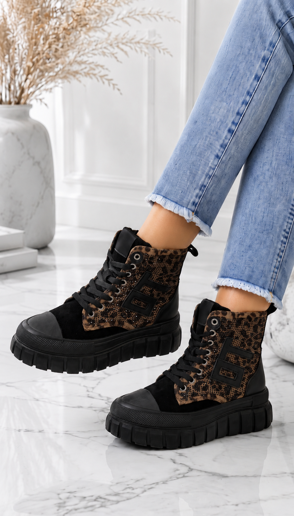 High-Sneaker Nebula Drift *Schwarz*