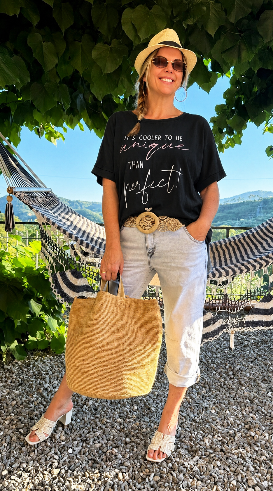 Oversizedshirt Unique is Cooler *Schwarz*