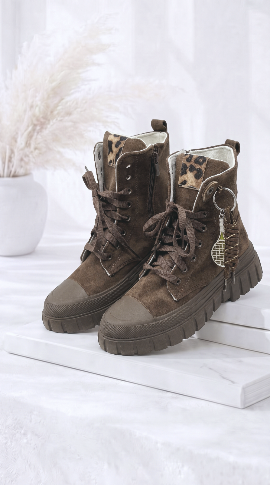 High Sneaker Club Edition