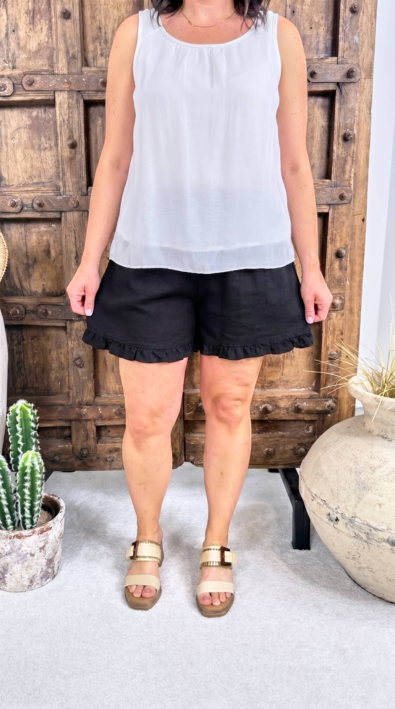 Kurze Leinenhose Soft Volant *Schwarz*