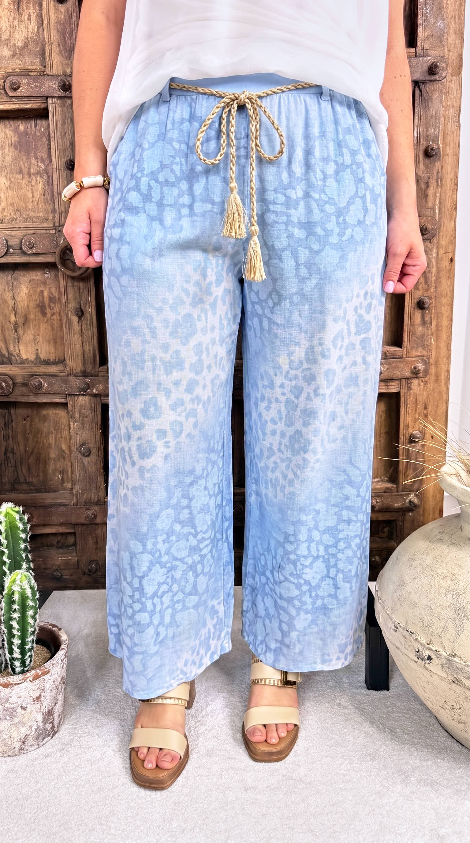 Weite Hose Sky Leo *Hellblau*
