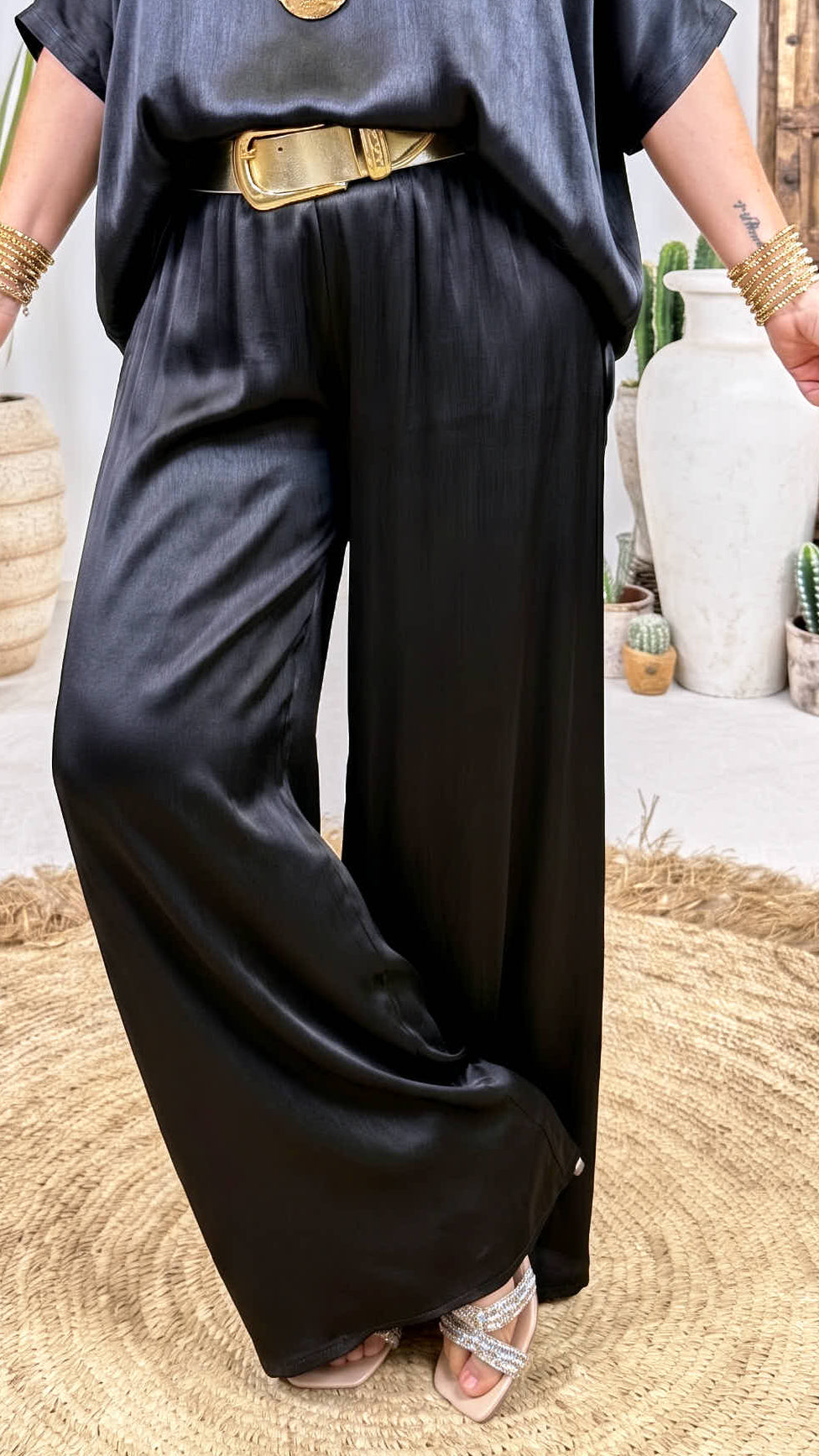 Weite Hose Crush-Plissee *Schwarz*