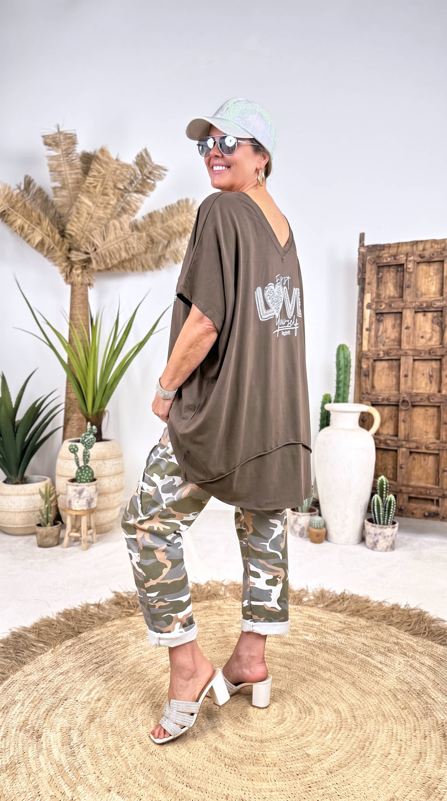 T-Shirt Love Yourself *Schoko*