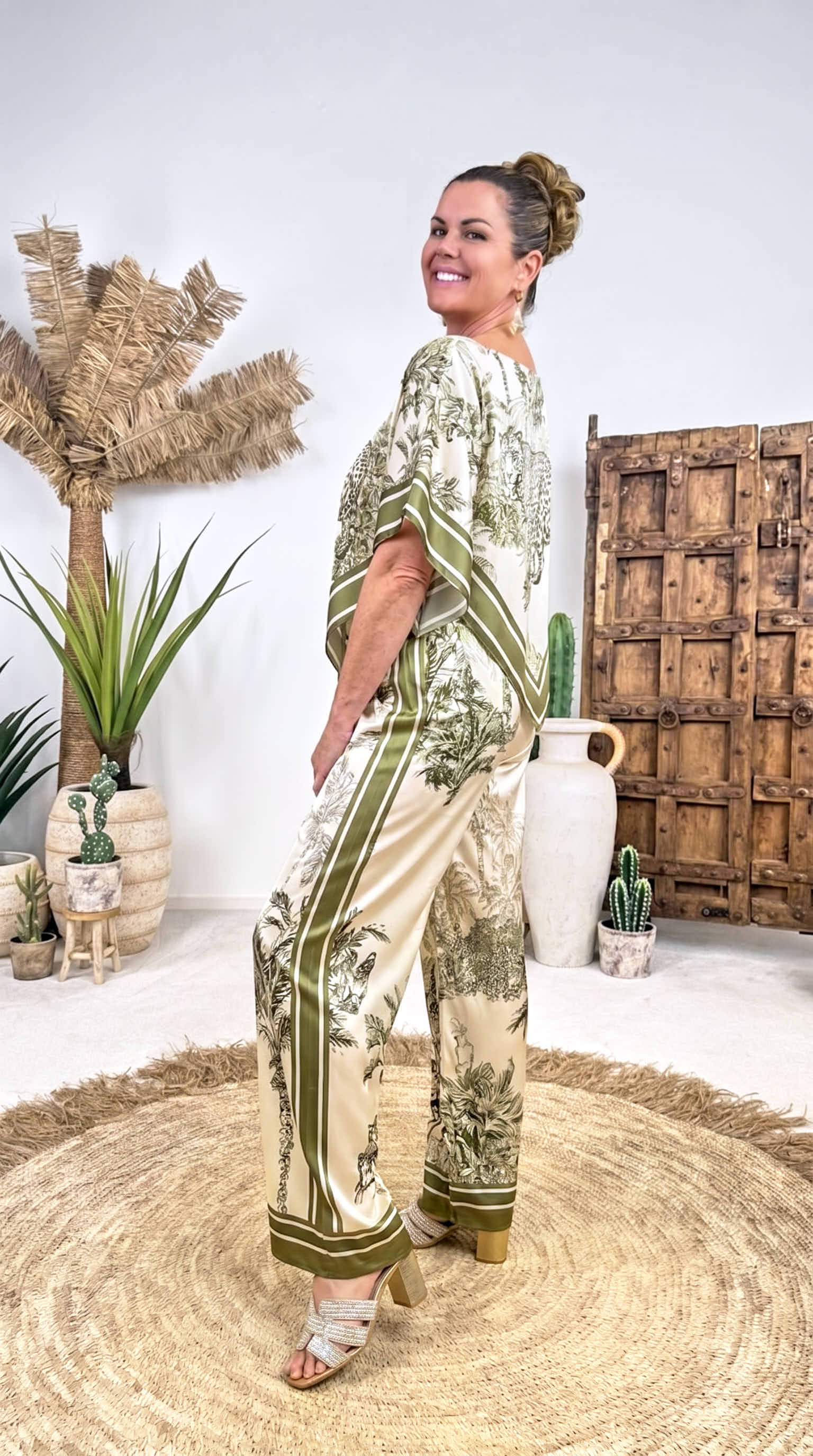 Set Holiday Spirit *Khaki*