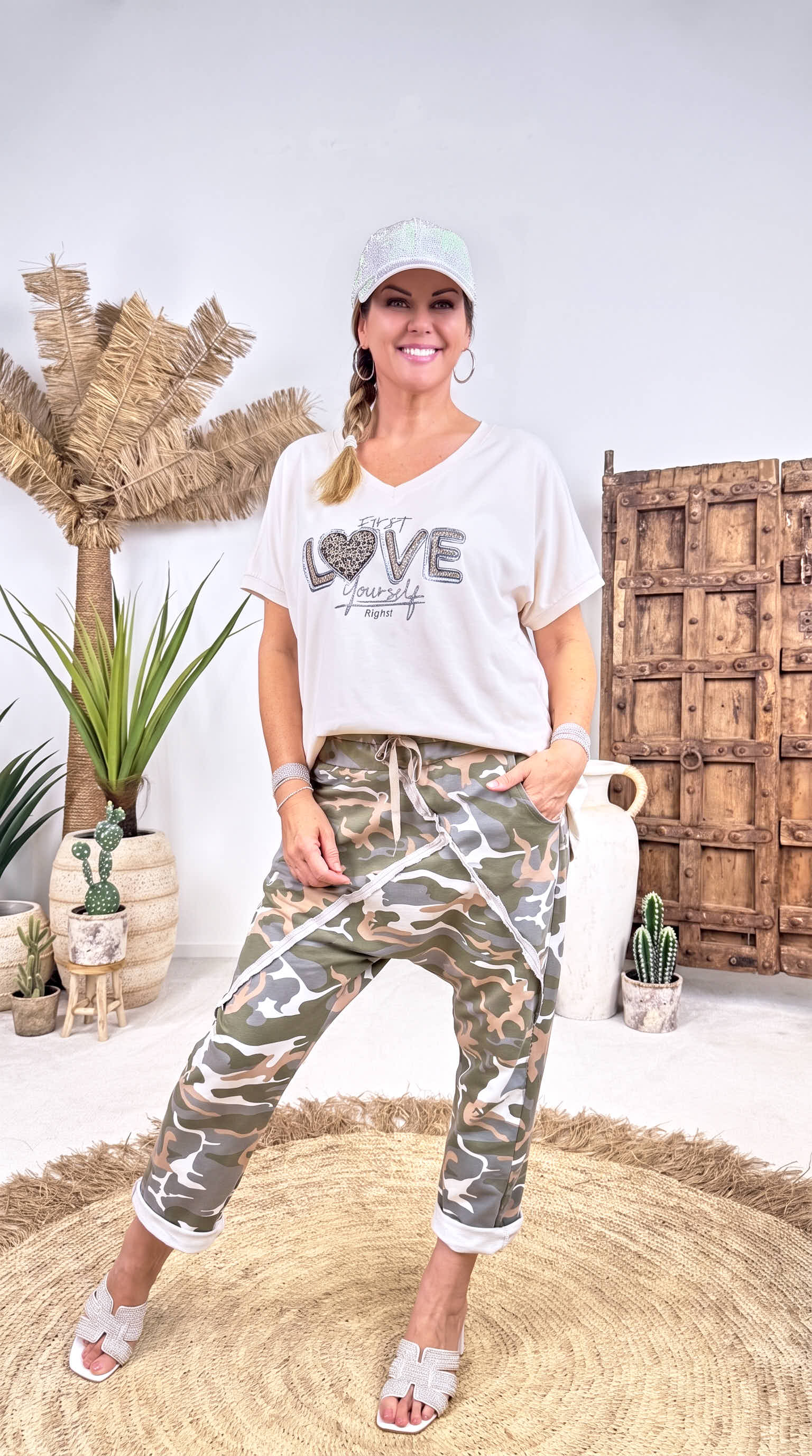 T-Shirt Love Yourself *Beige*