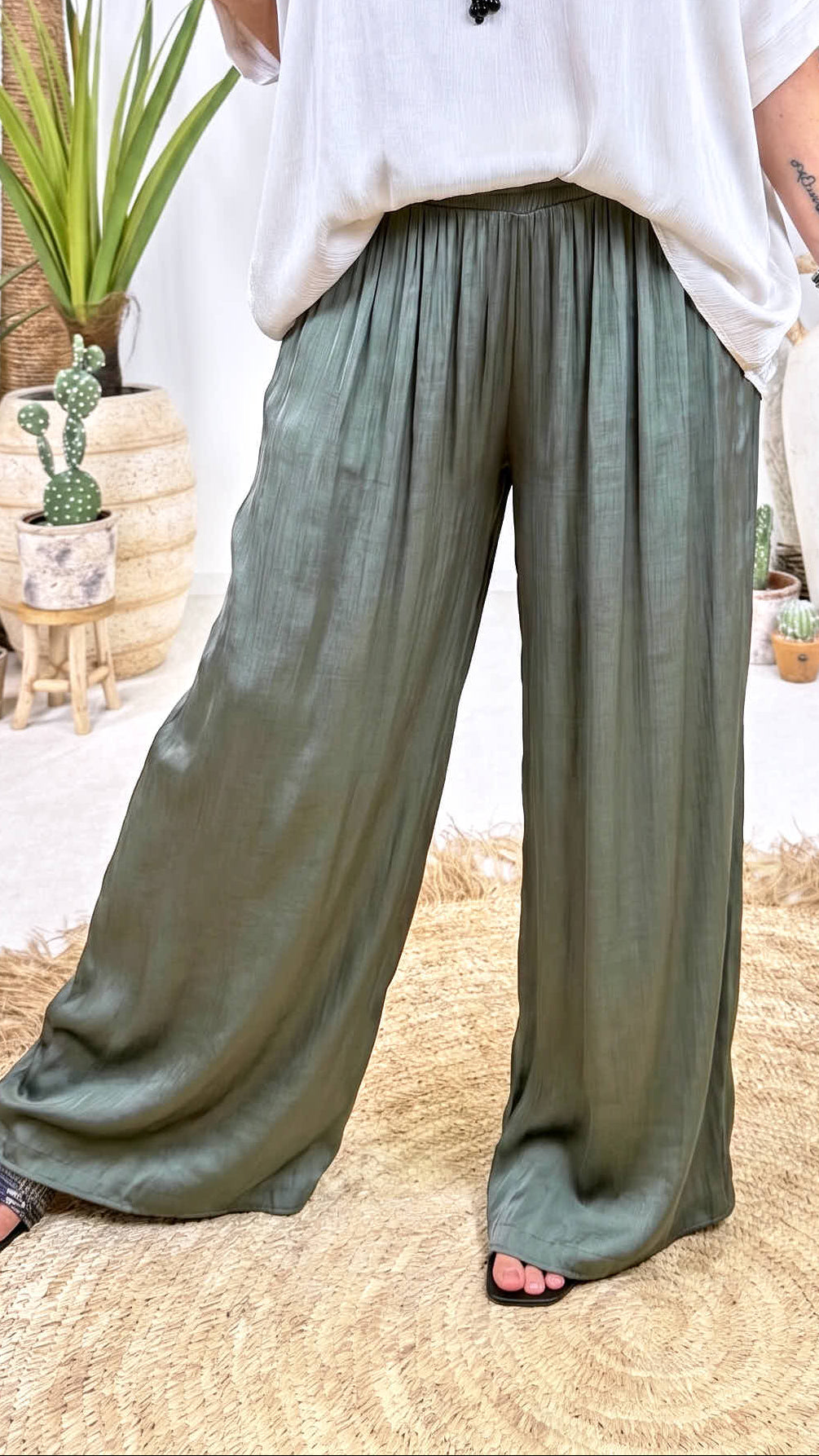 Weite Hose Crush-Plissee *Khaki*