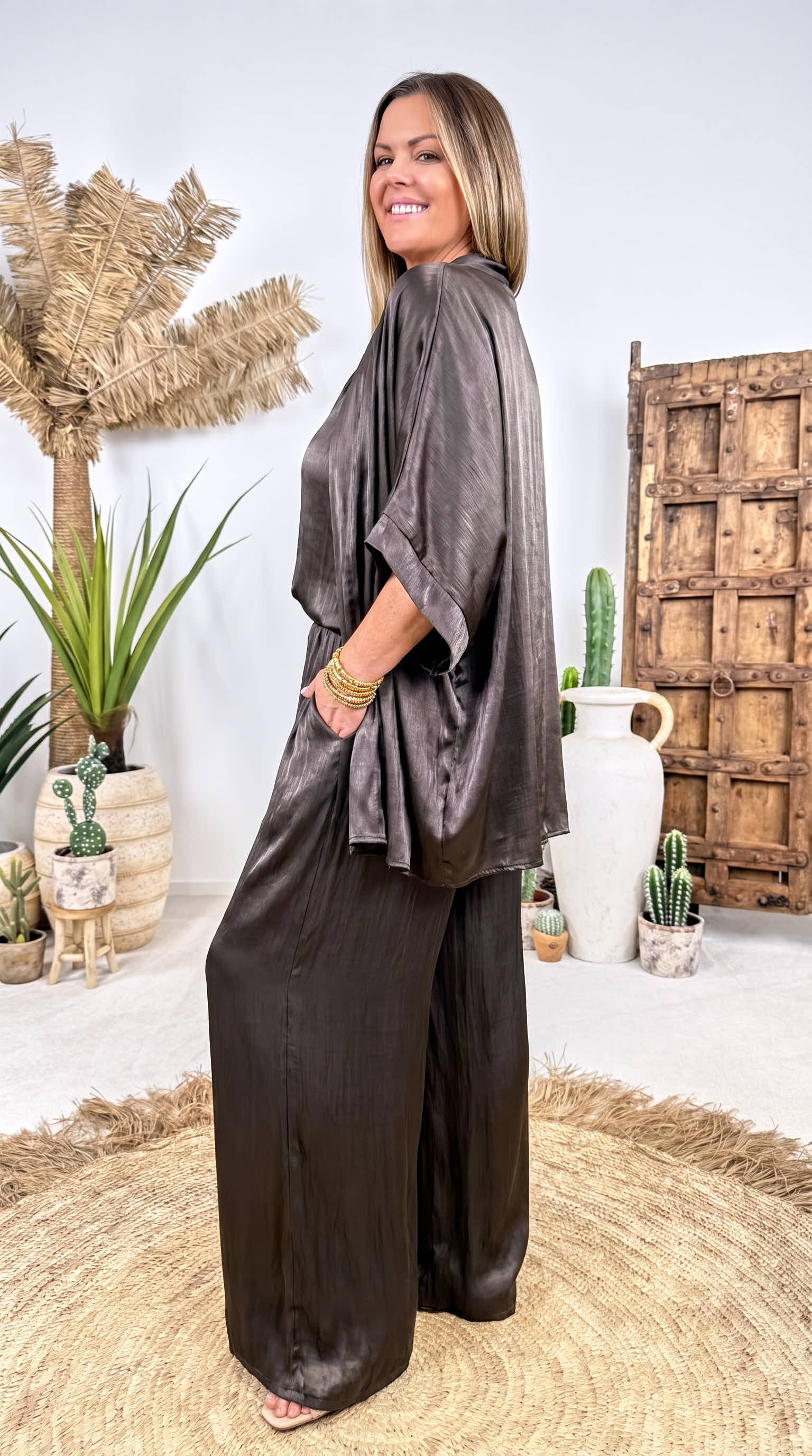 Leichter Cardigan Silky Glow *Schoko*