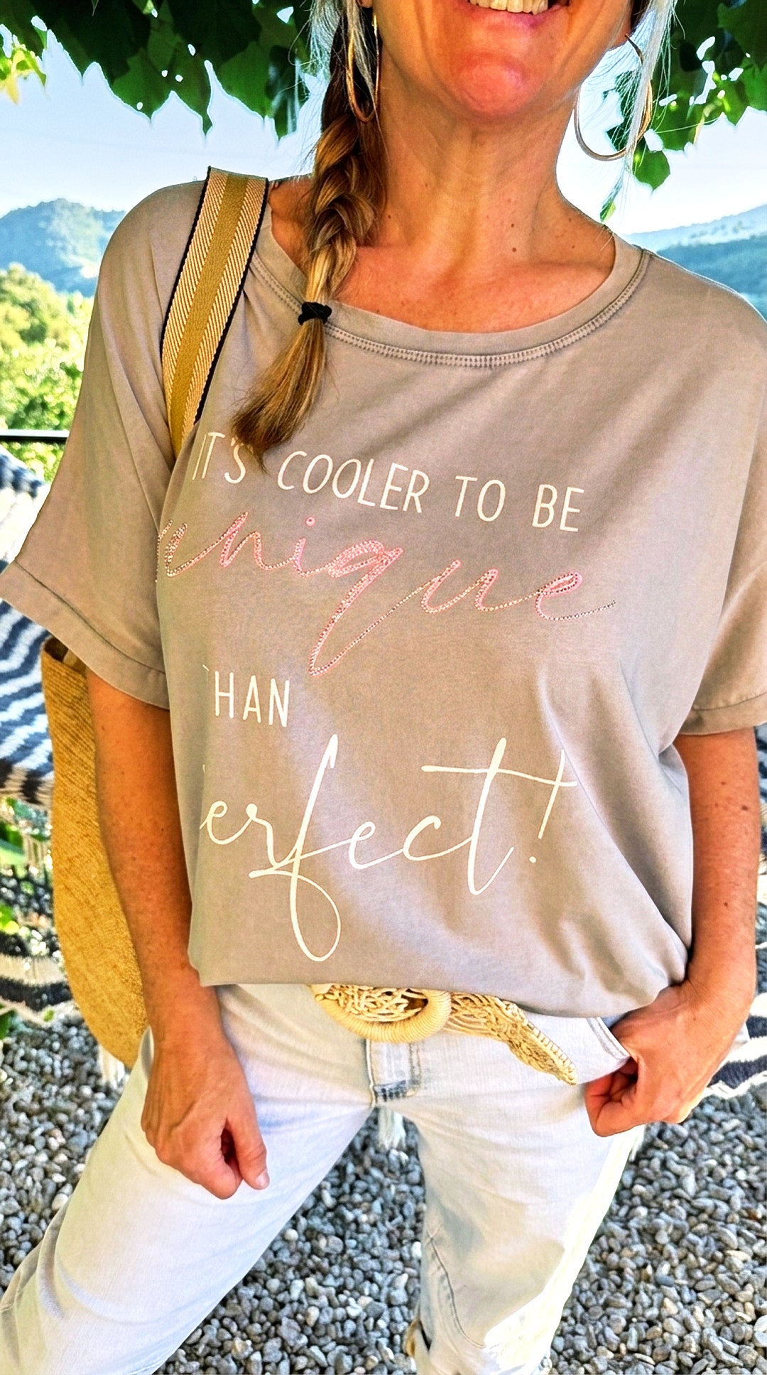 Oversizedshirt Unique is Cooler *Taupe*