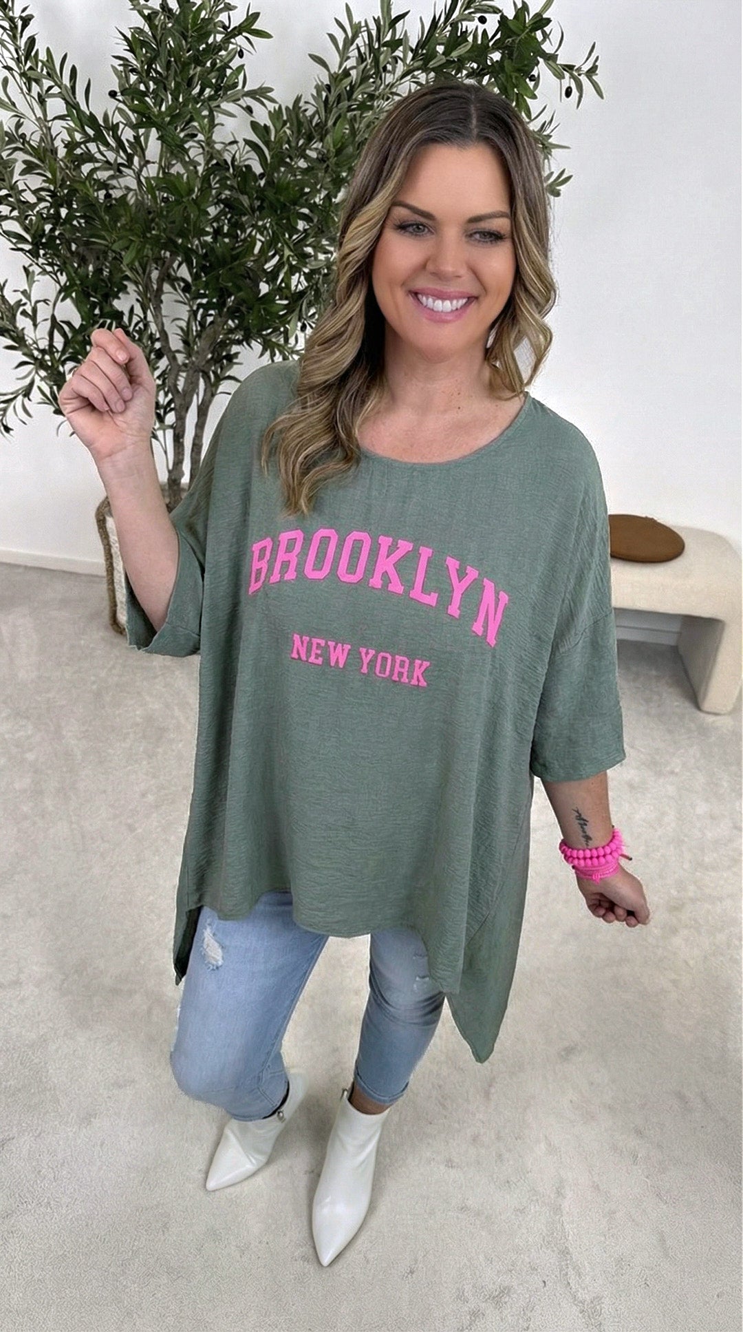 Blusenshirt Queen of the City *Khaki*