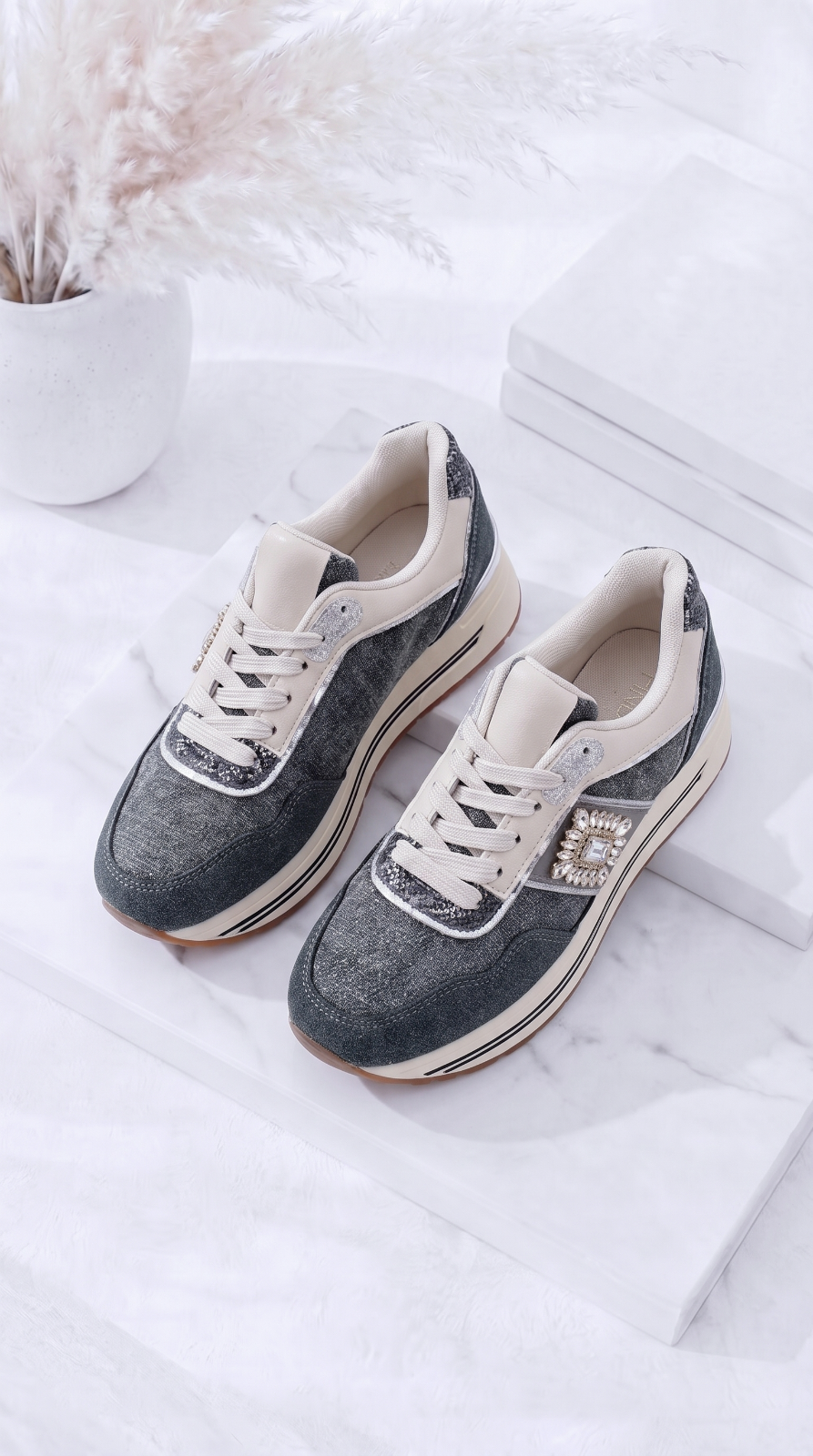 Sneaker Solstice Brooch *Jeansblau*