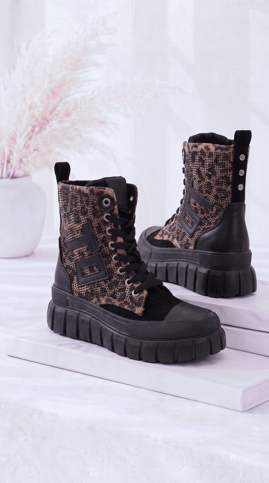 Hight-Sneaker Nebula Drift *Schwarz*